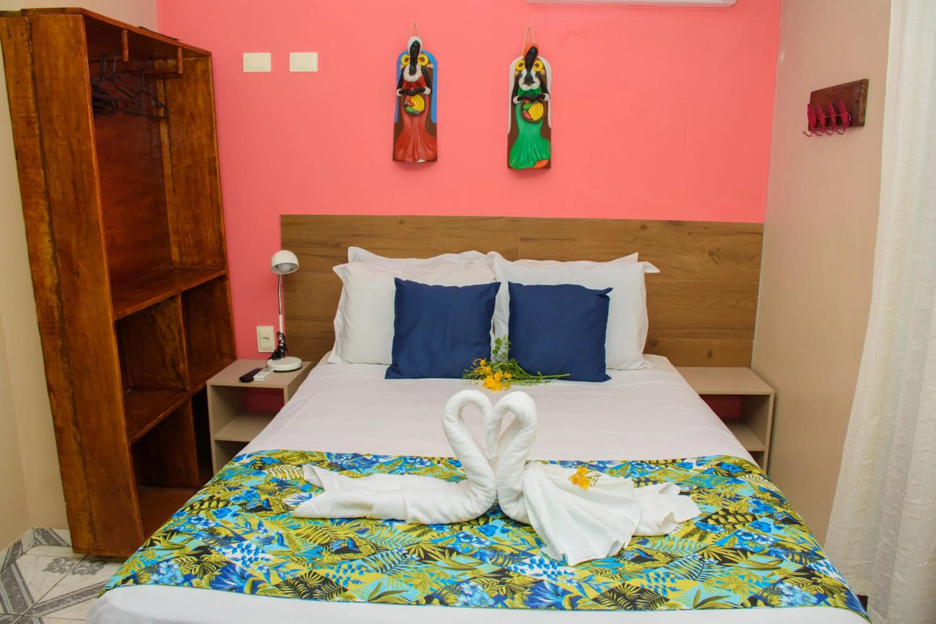 Bed in Pousada Velosmar