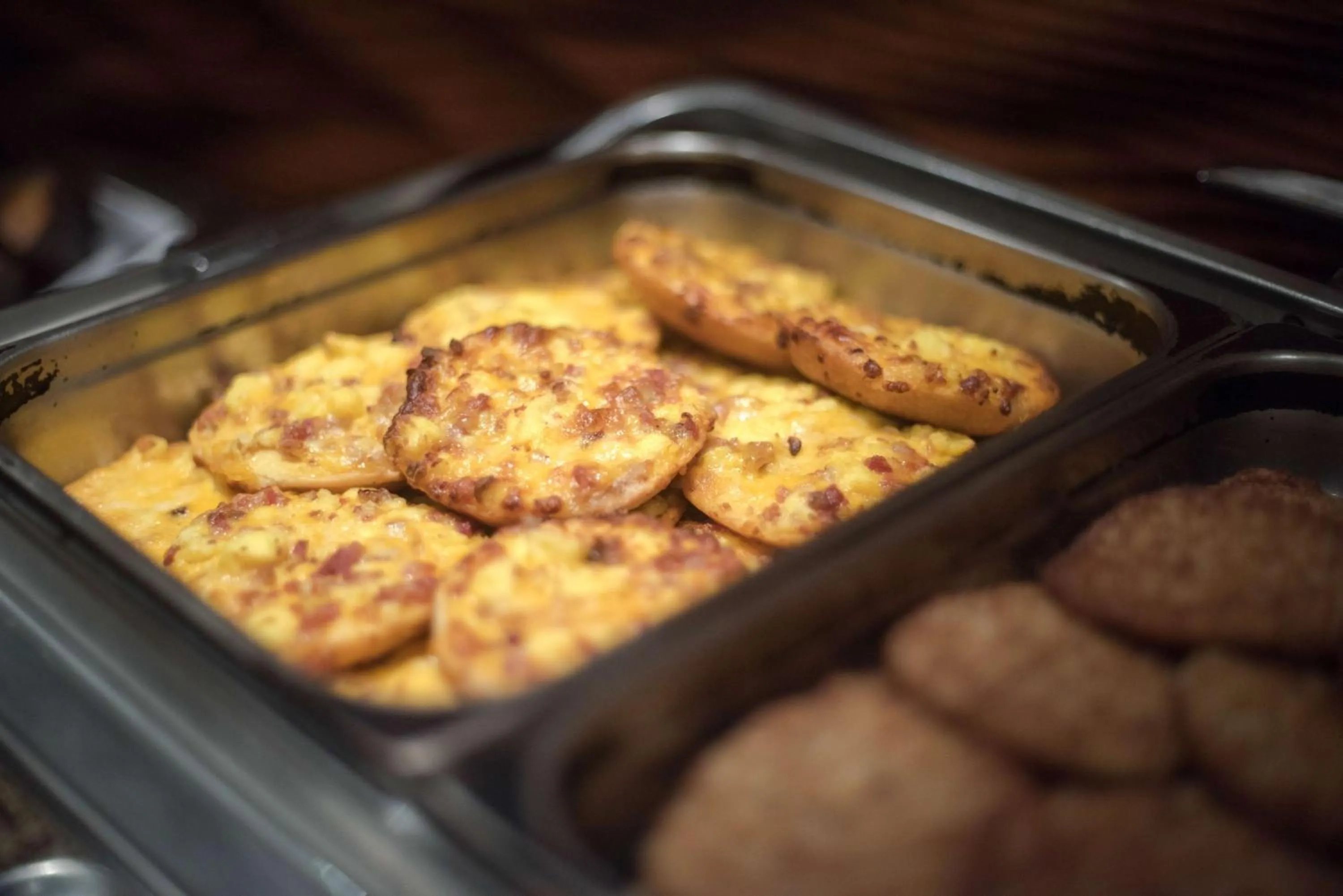 Dining area in Hampton Inn and Suites Woodstock, Virginia