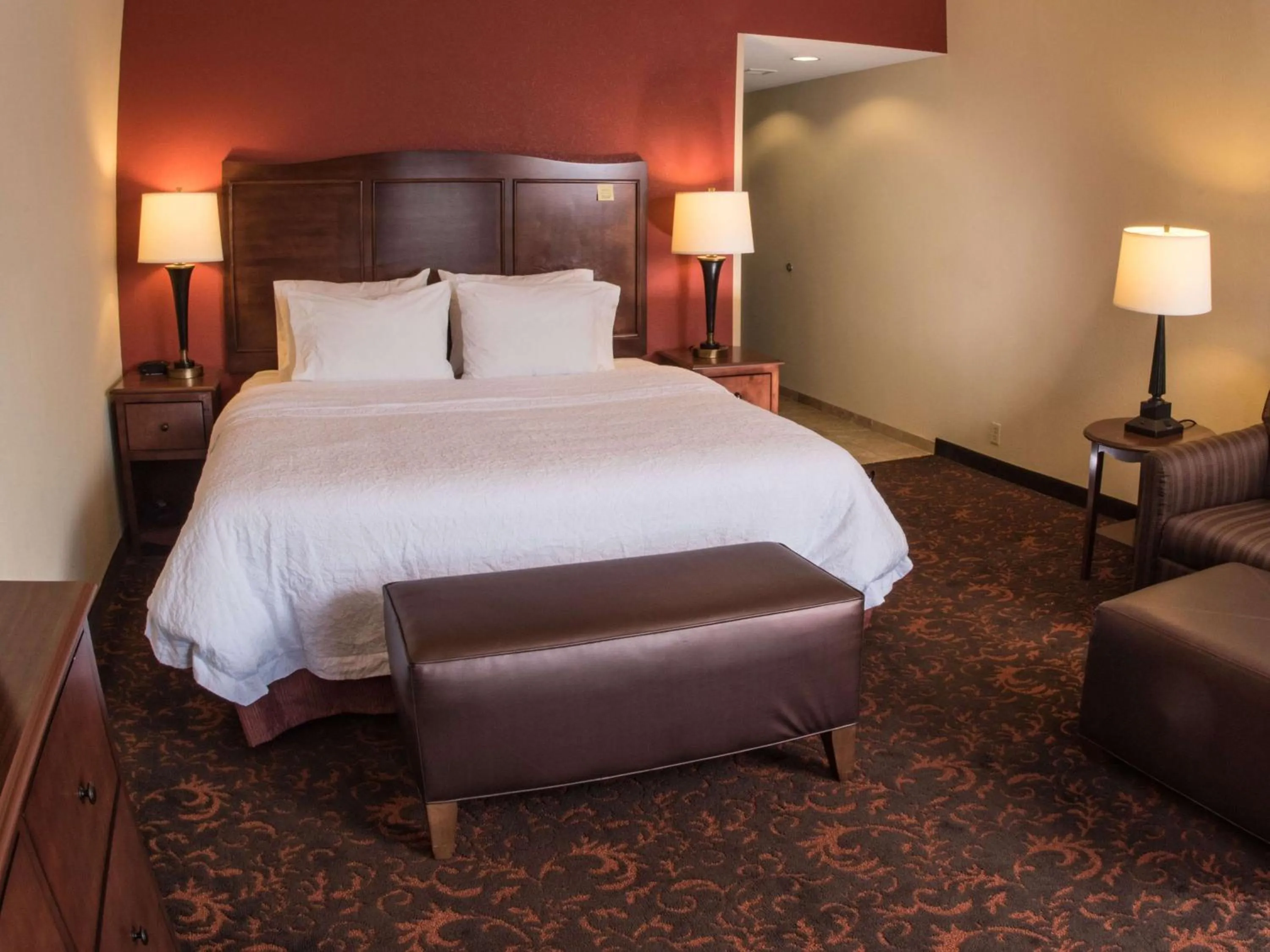 Bed in Hampton Inn and Suites Woodstock, Virginia