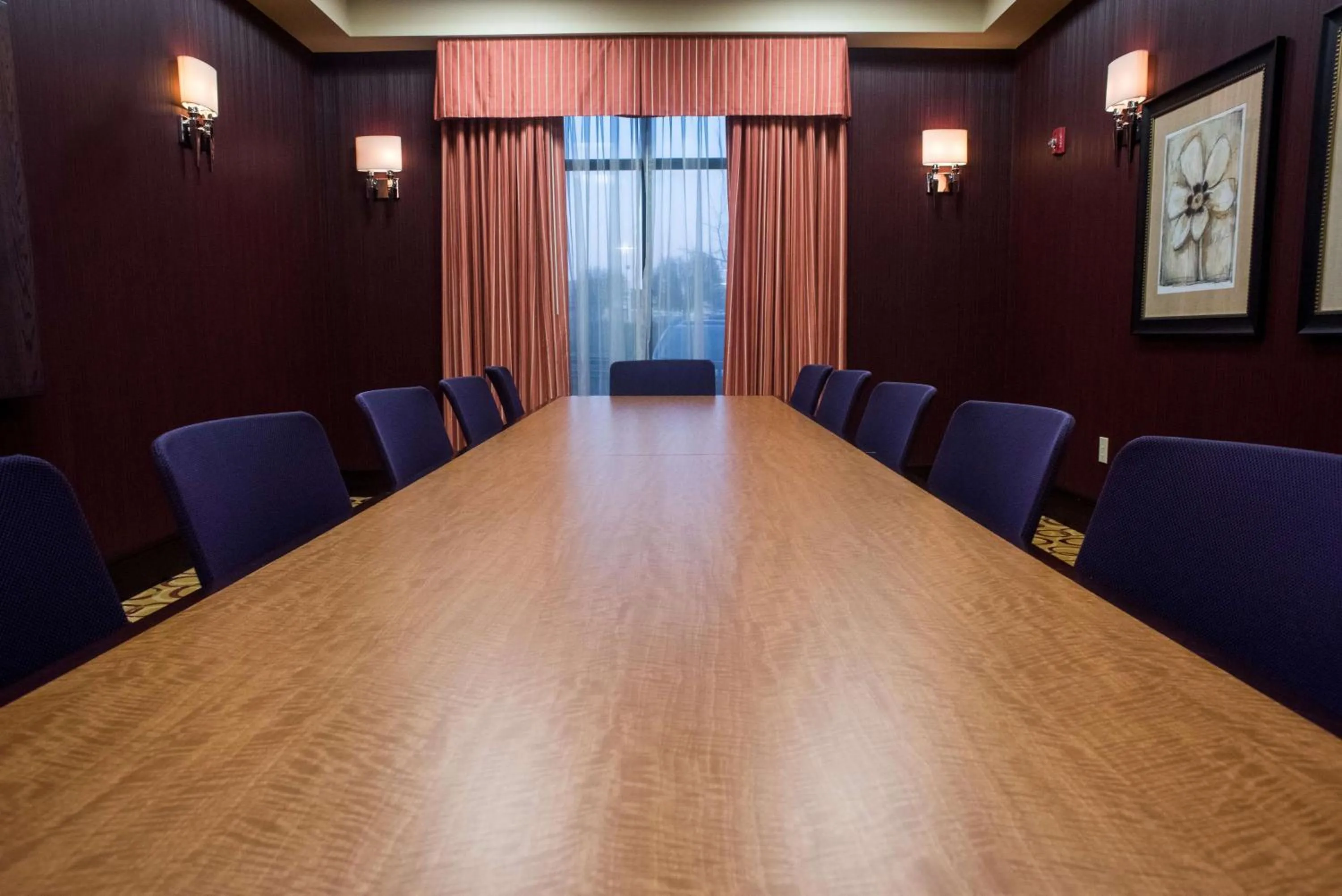 Meeting/conference room in Hampton Inn and Suites Woodstock, Virginia