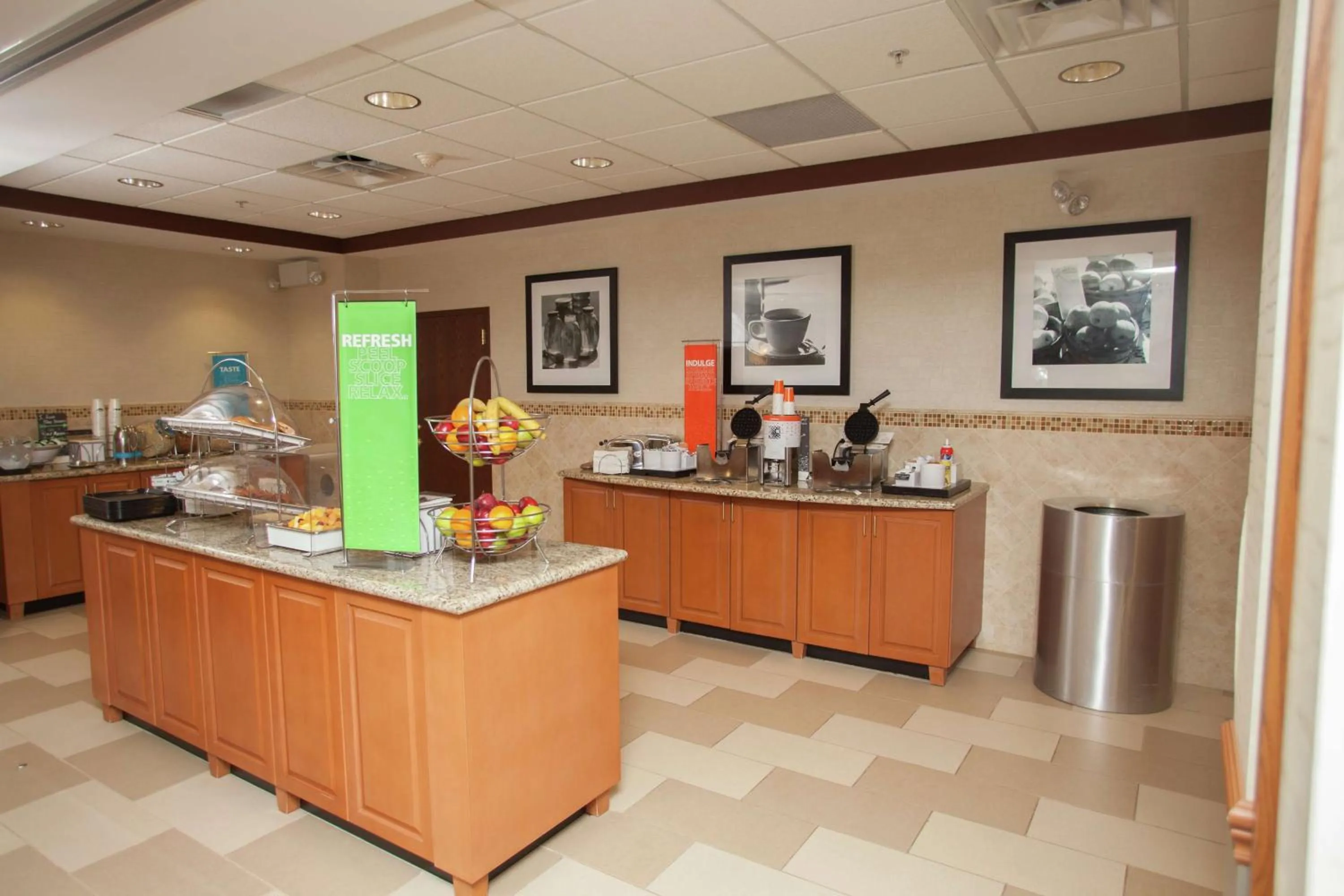Lobby or reception in Hampton Inn Elmira/Horseheads