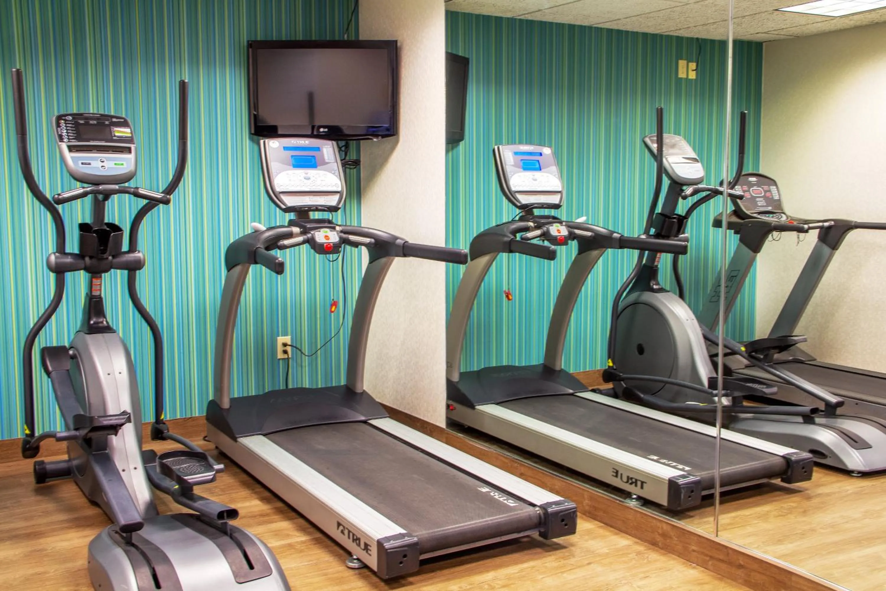 Spa and wellness centre/facilities in Holiday Inn Express & Suites Lexington Downtown Area-Keeneland by IHG