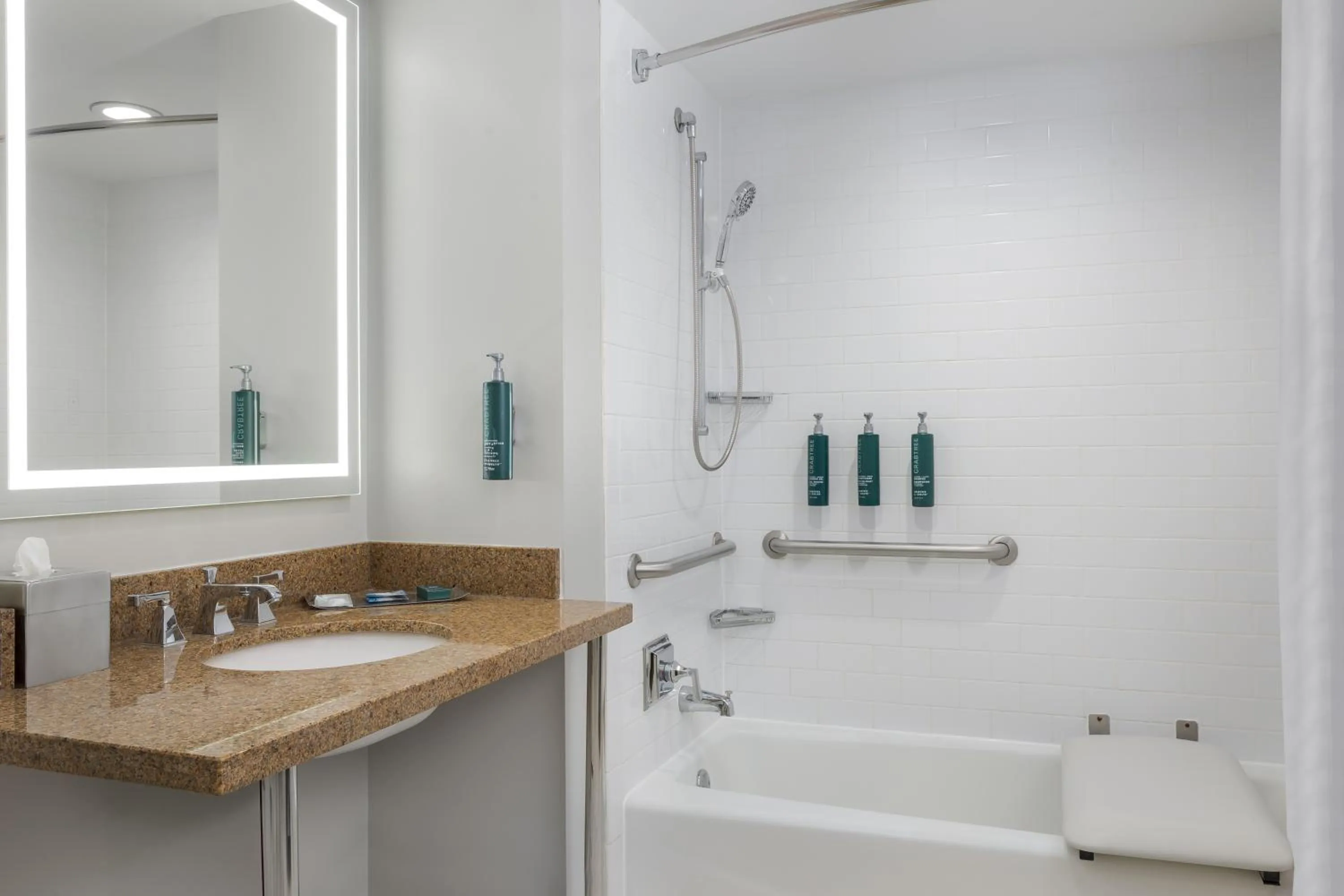 Bathroom in DoubleTree by Hilton Cincinnati Airport