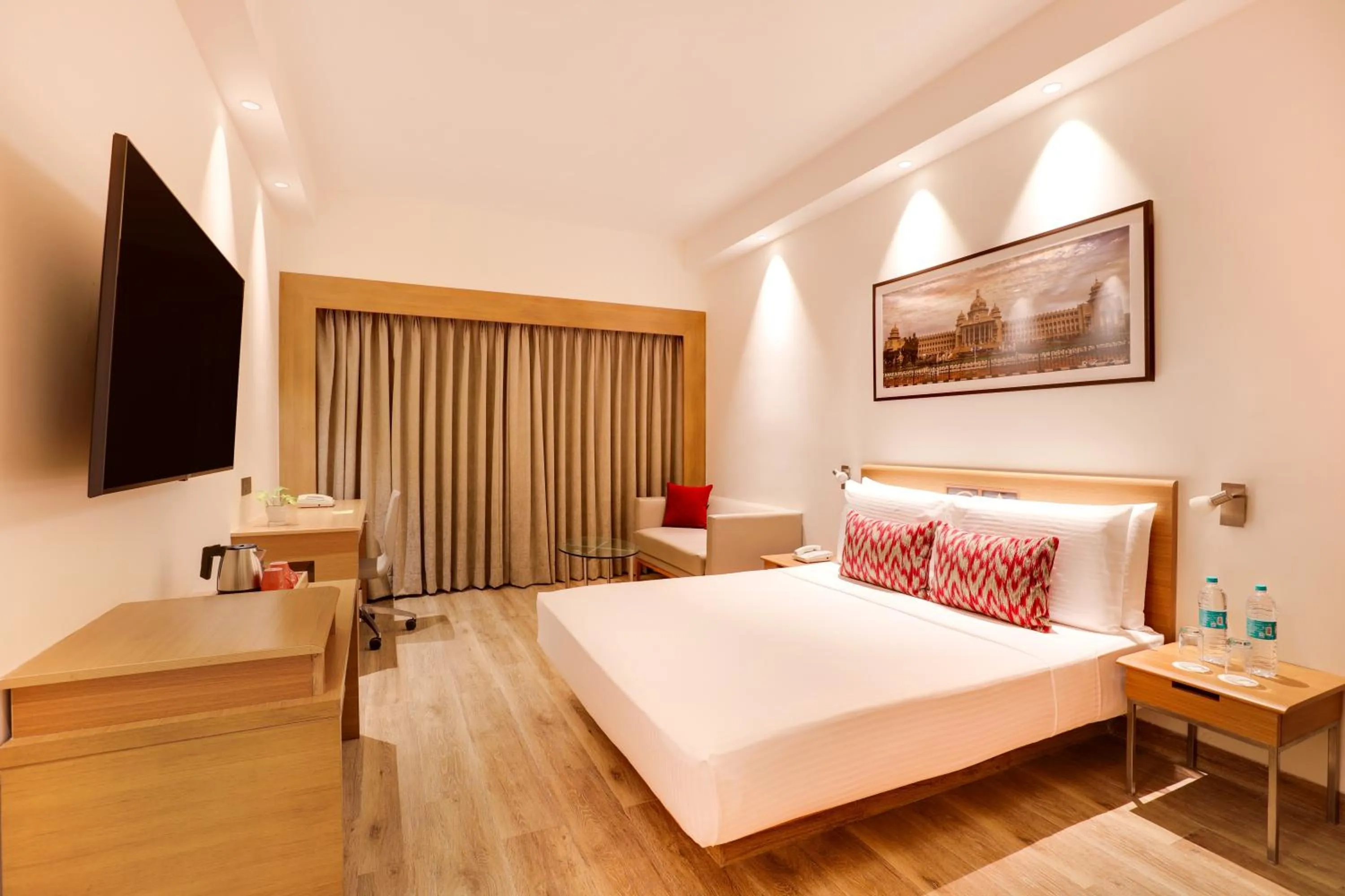 Bedroom, Bed in Lemon Tree Hotel Electronics City