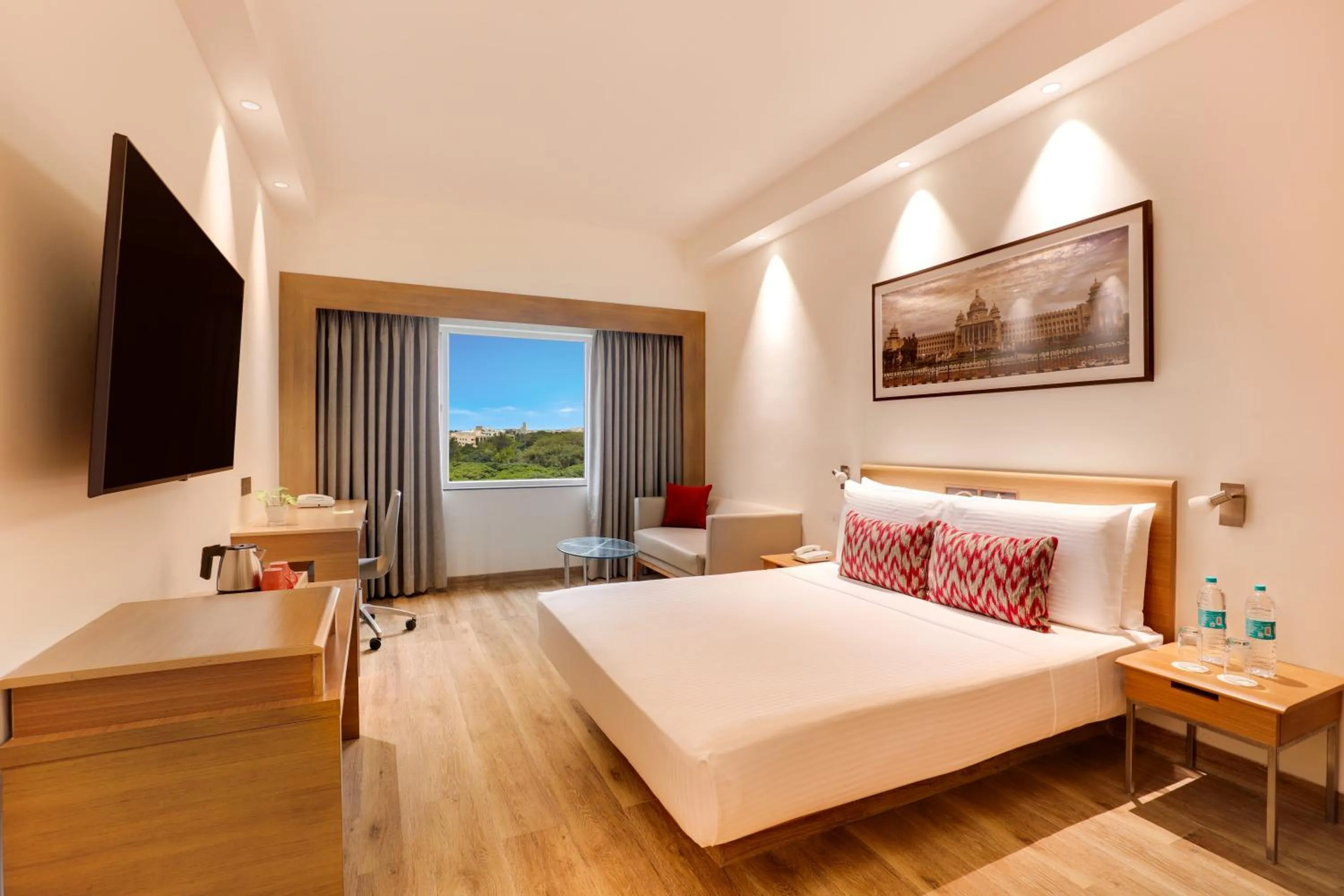 Bedroom, Bed in Lemon Tree Hotel Electronics City