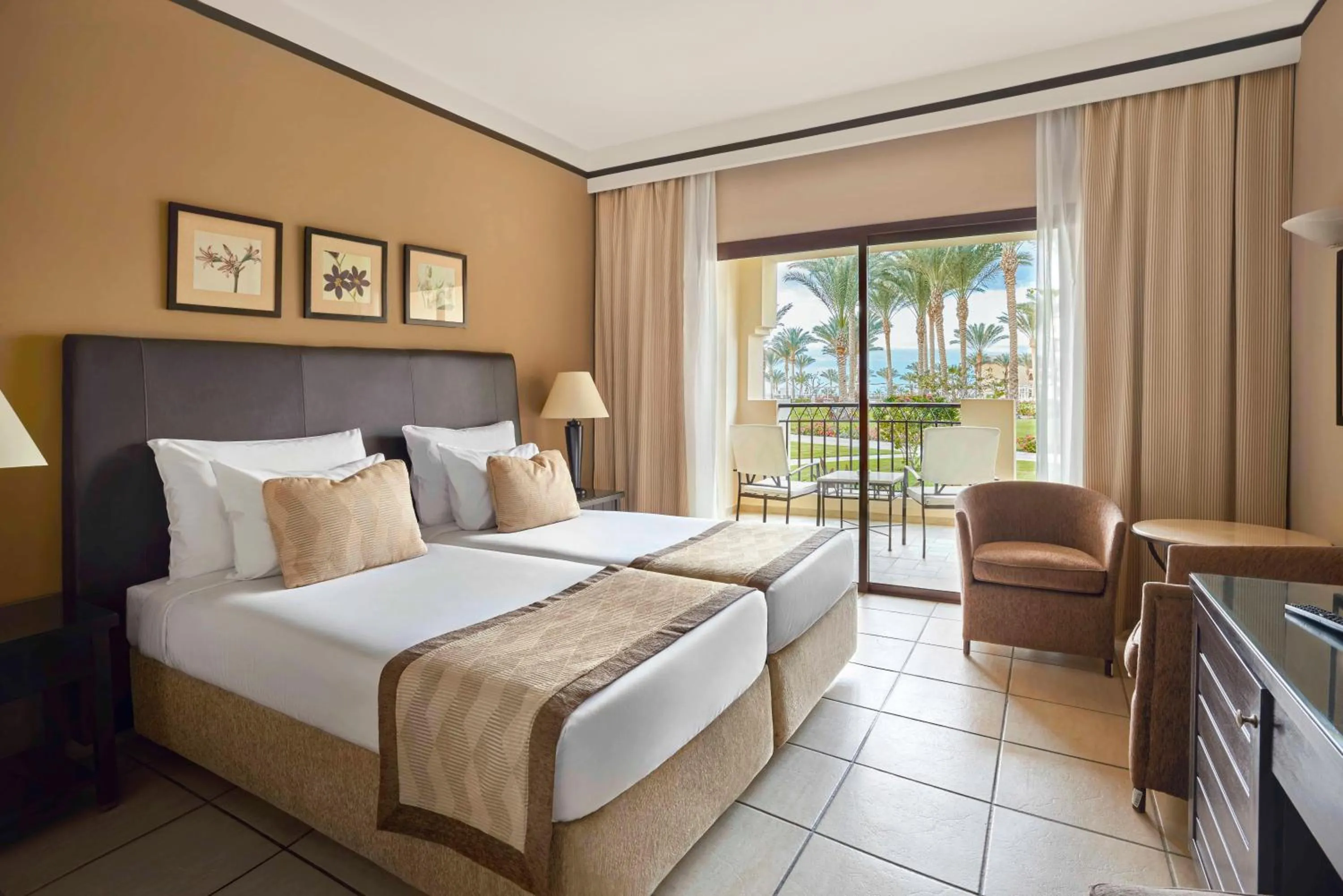 Photo of the whole room, Bed in JAZ Lamaya Resort