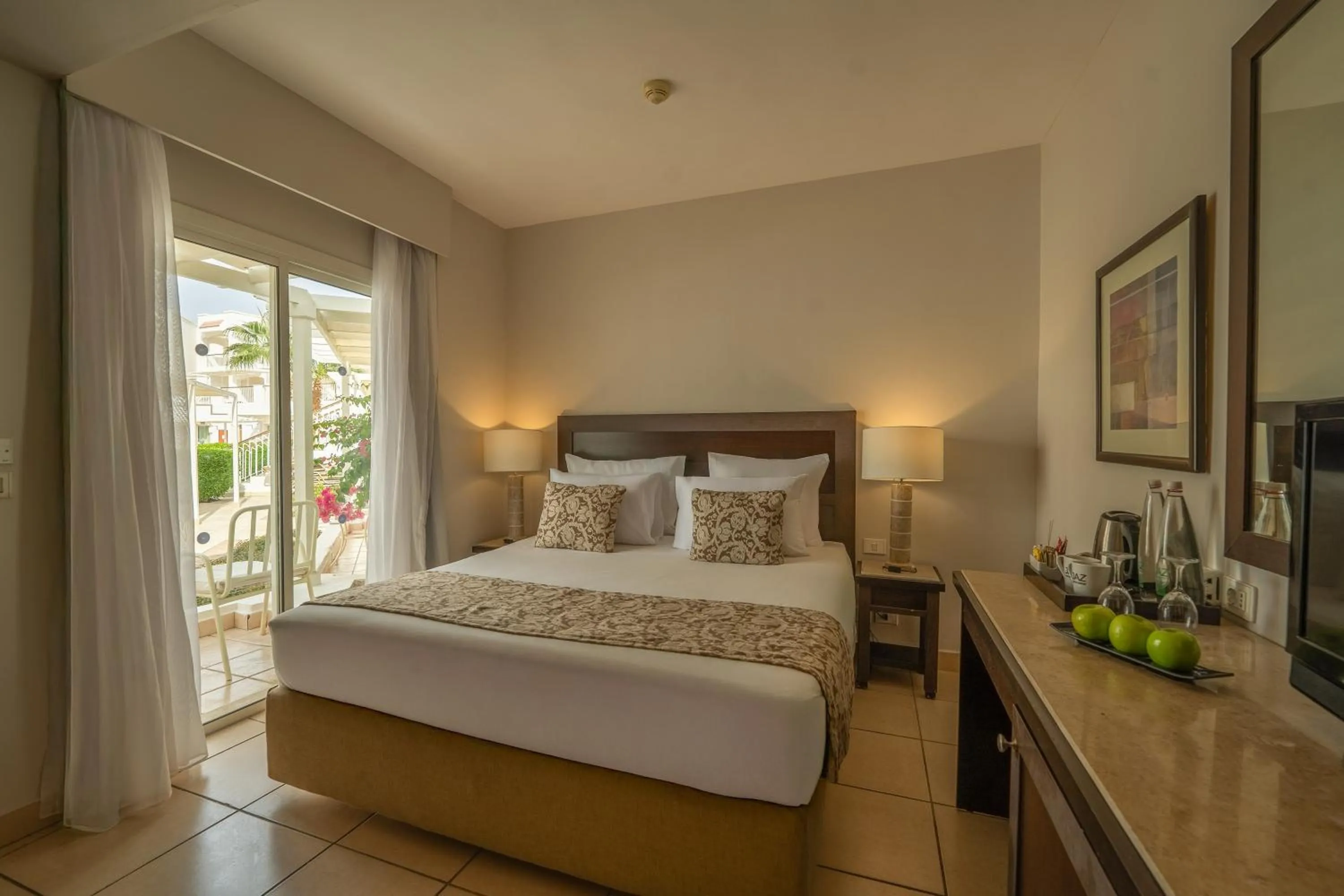 Bedroom, Bed in JAZ Neo Sharks Bay