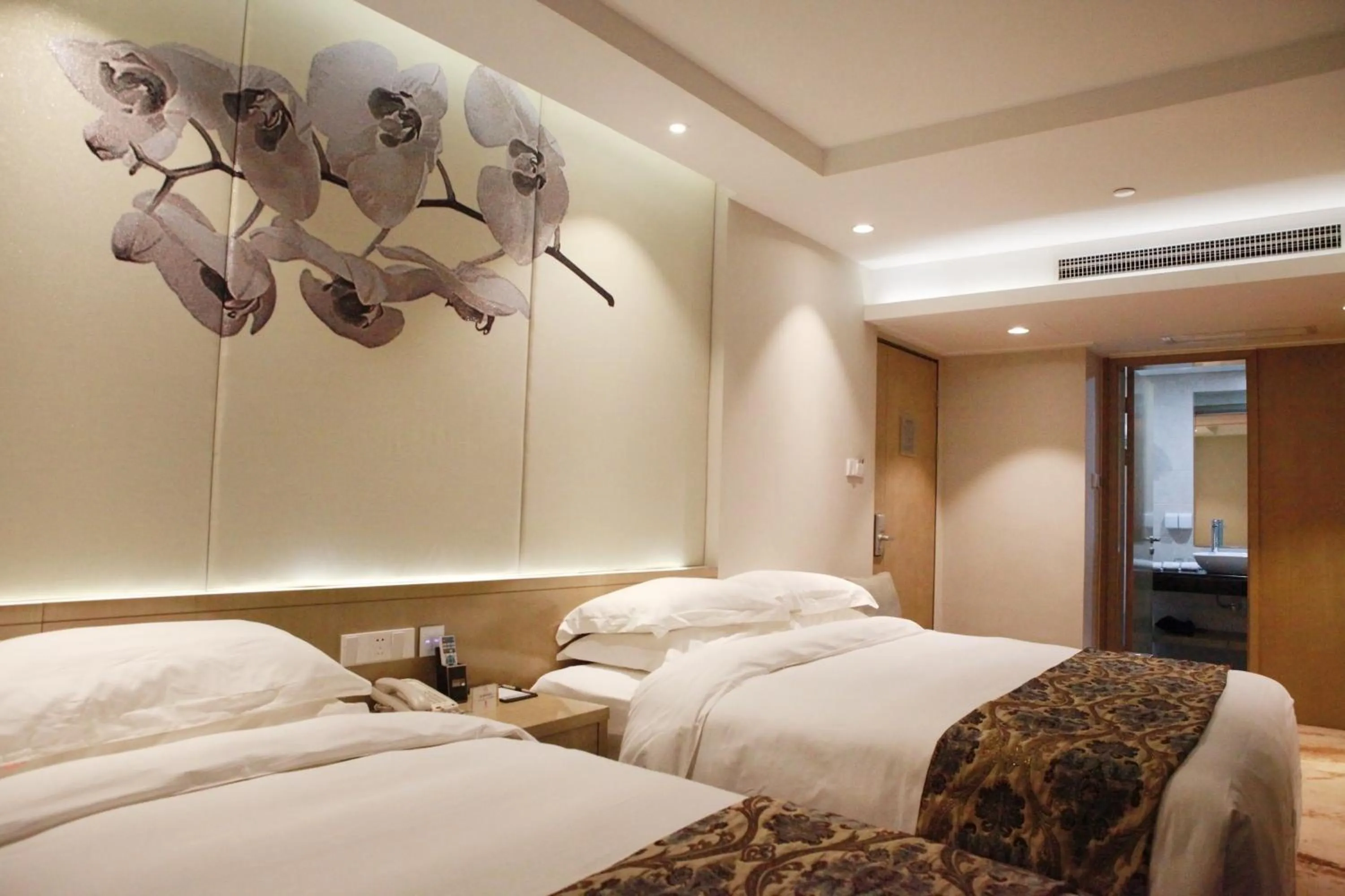 Photo of the whole room in Xi'an Peace Arch Hotel