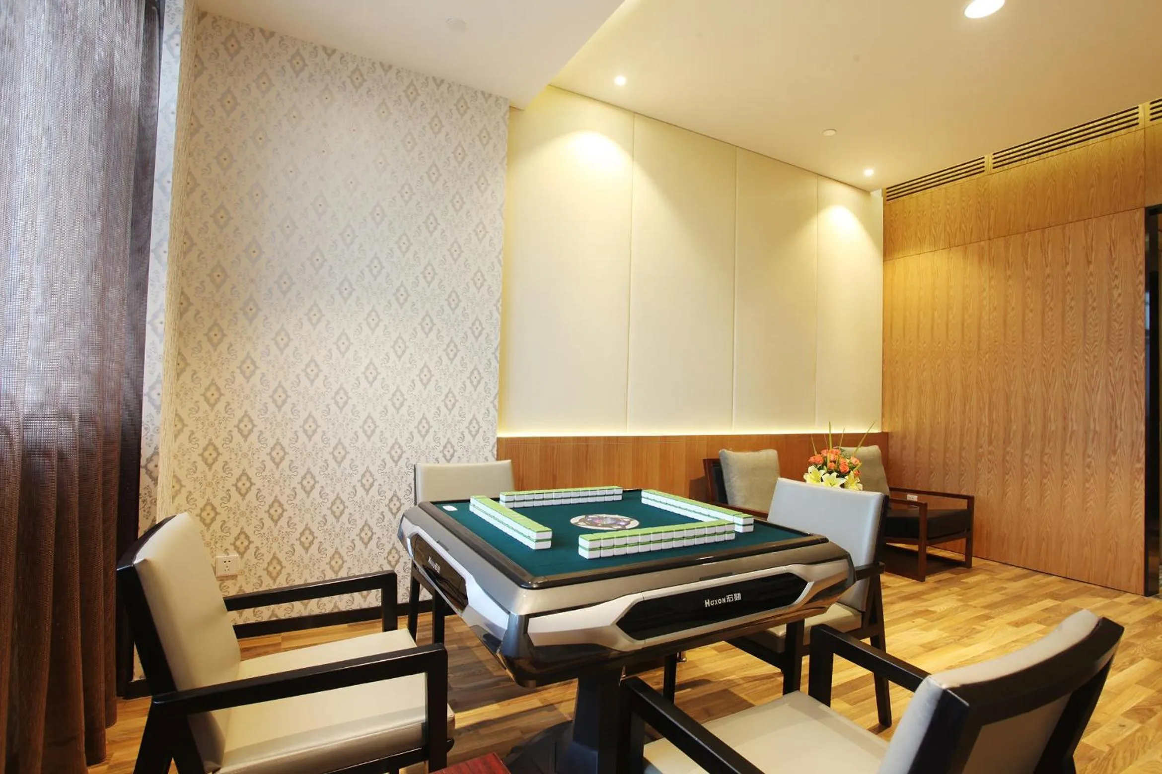 Entertainment in Xi'an Peace Arch Hotel