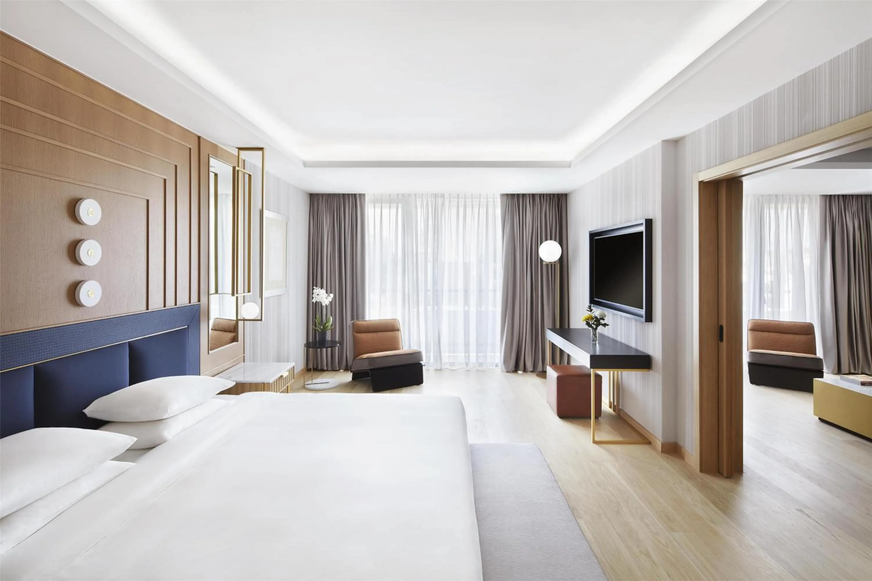 Bedroom, Bed in Grand Hyatt Athens