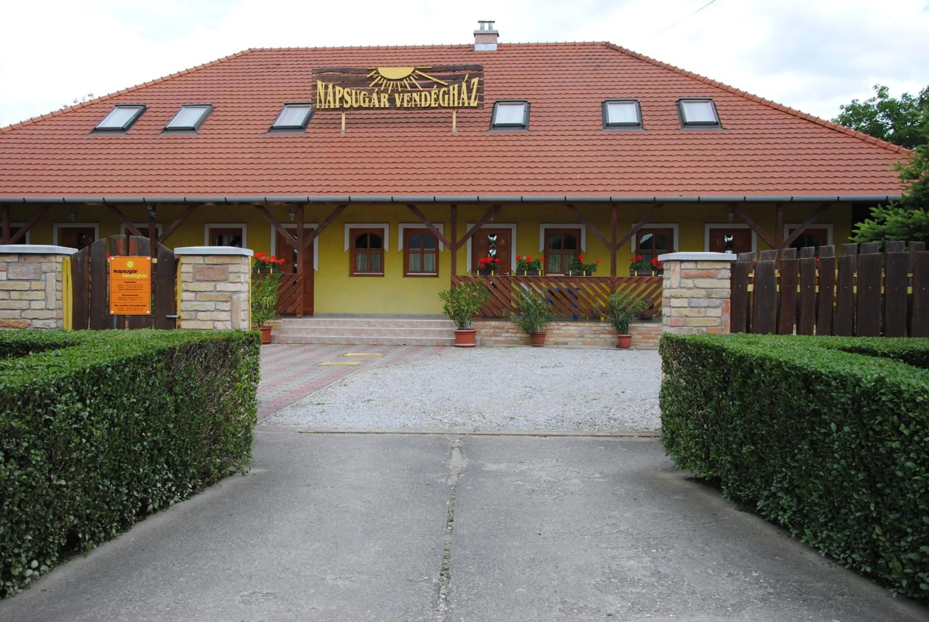 NAPSUGAR VENDÉGHÁZ