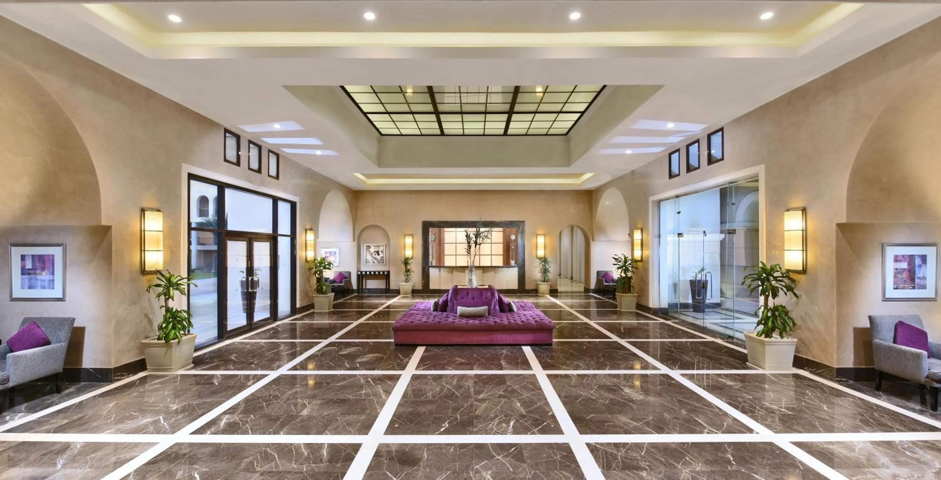 Facade/entrance in JAZ Mirabel Resort