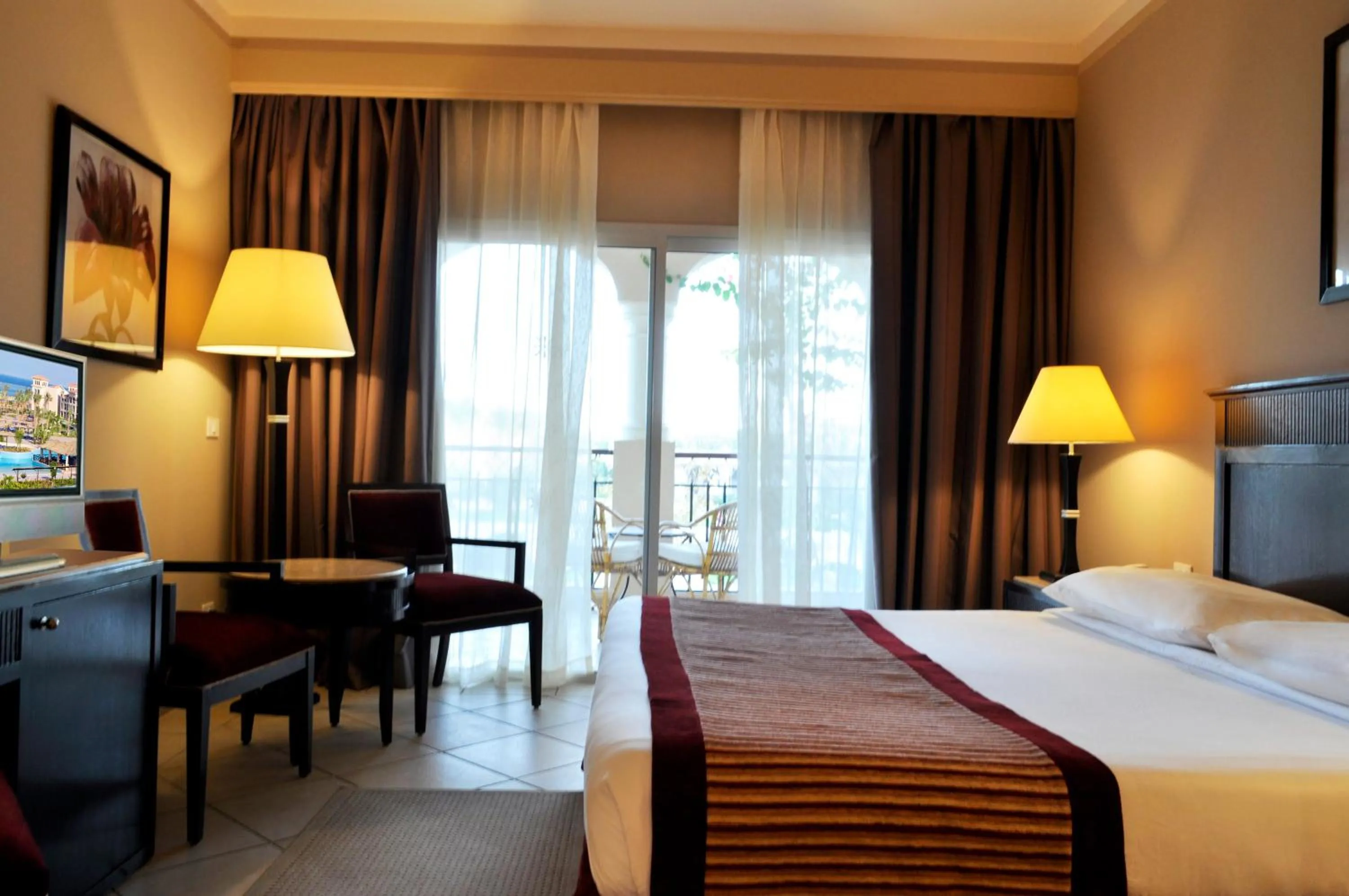 Bedroom, Bed in JAZ Mirabel Resort