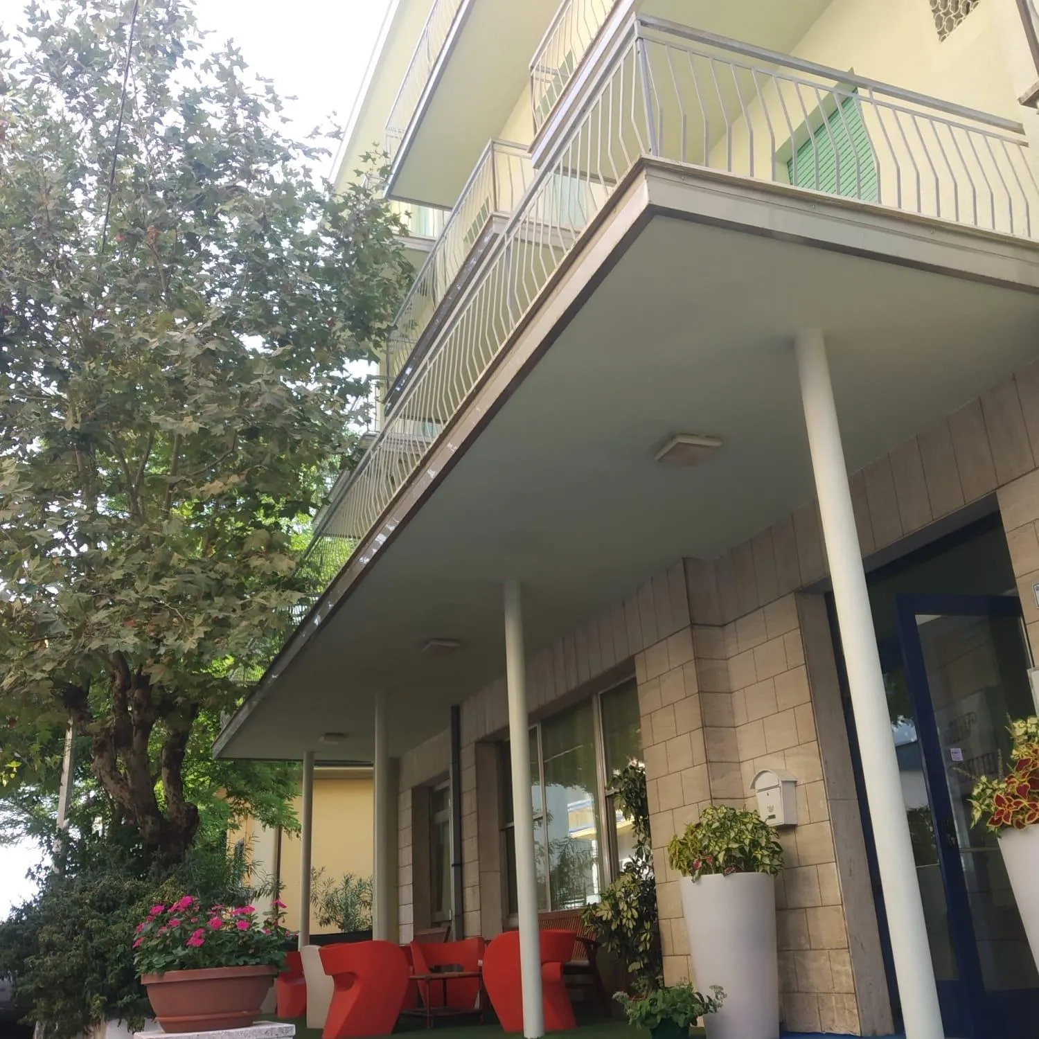 Property building in Hotel Villa Europa