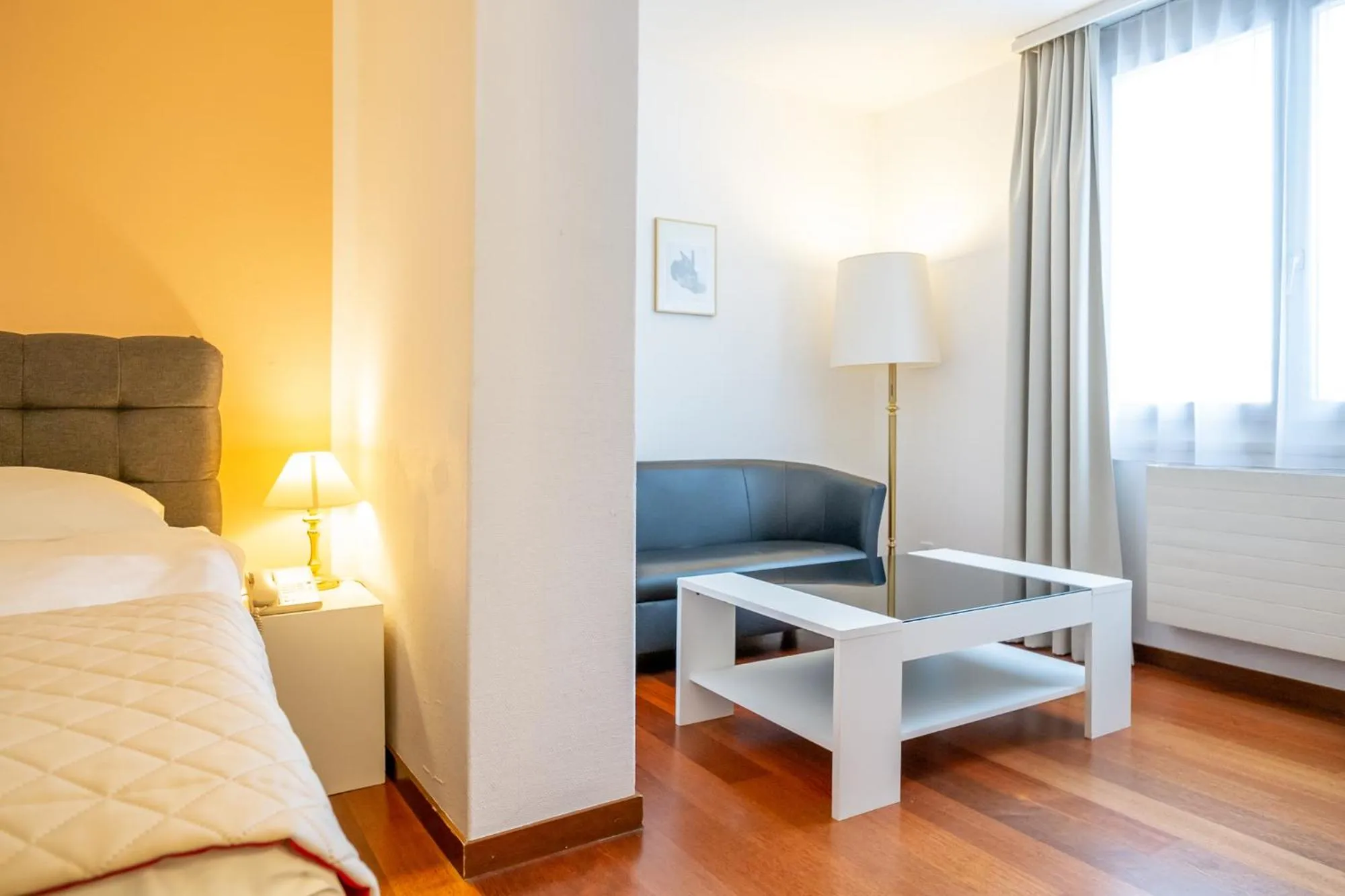 Photo of the whole room, Bed in Hotel Europe