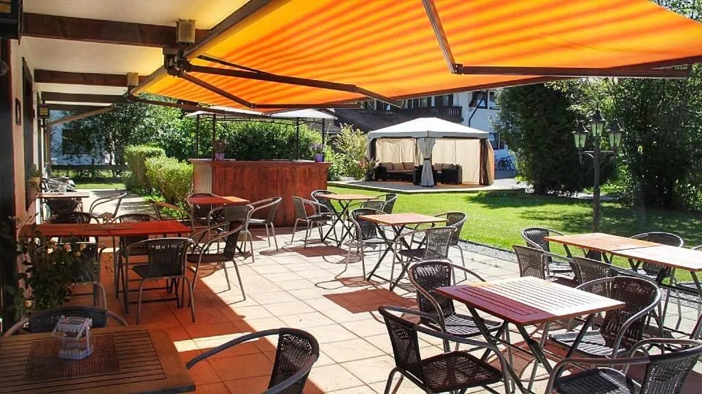 Garden in Hardi's Hotel