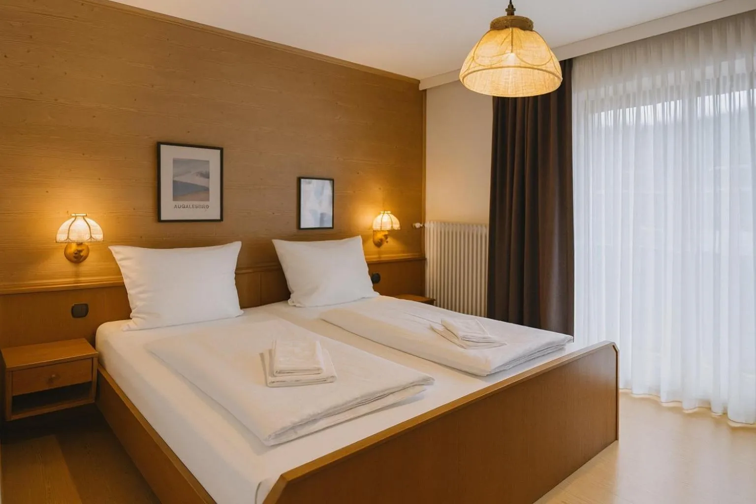Bed in Hardi's Hotel