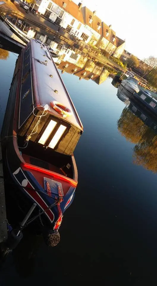 Property building in Narrowboat Puzzle
