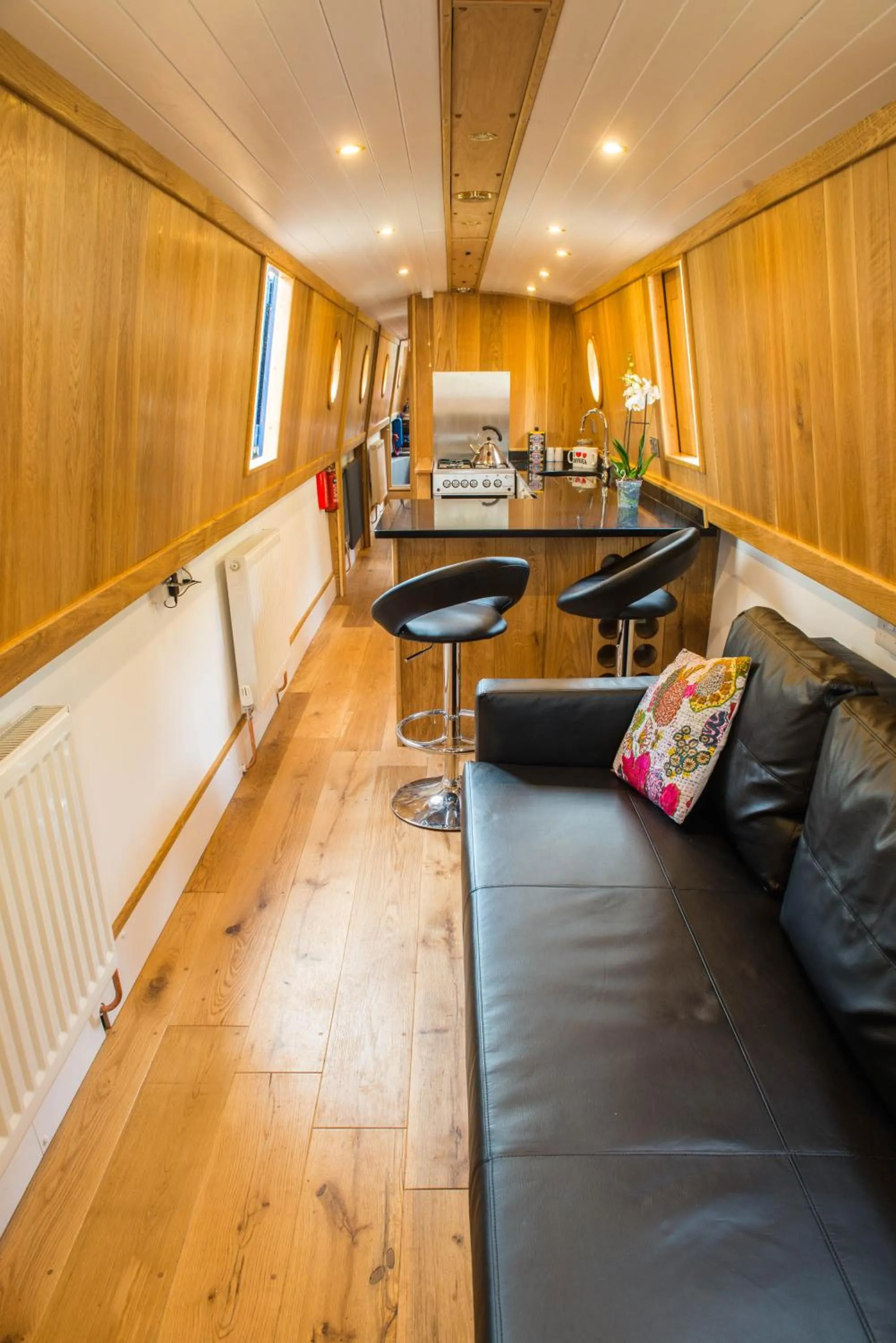 Living room in Narrowboat Puzzle
