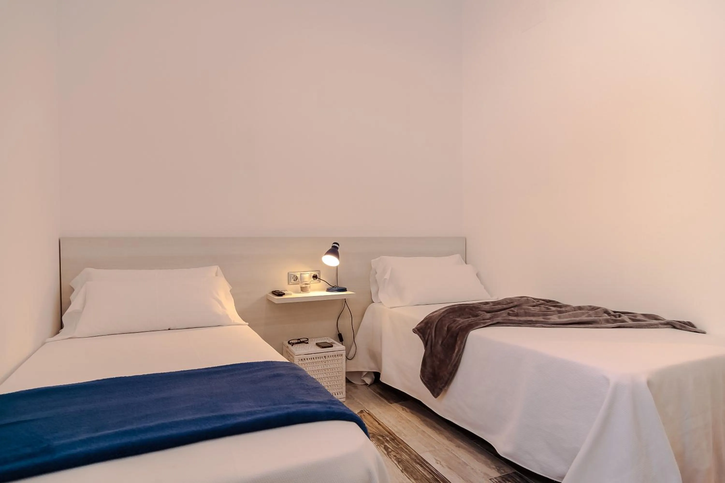 Bedroom, Bed in The 8 Rooms House