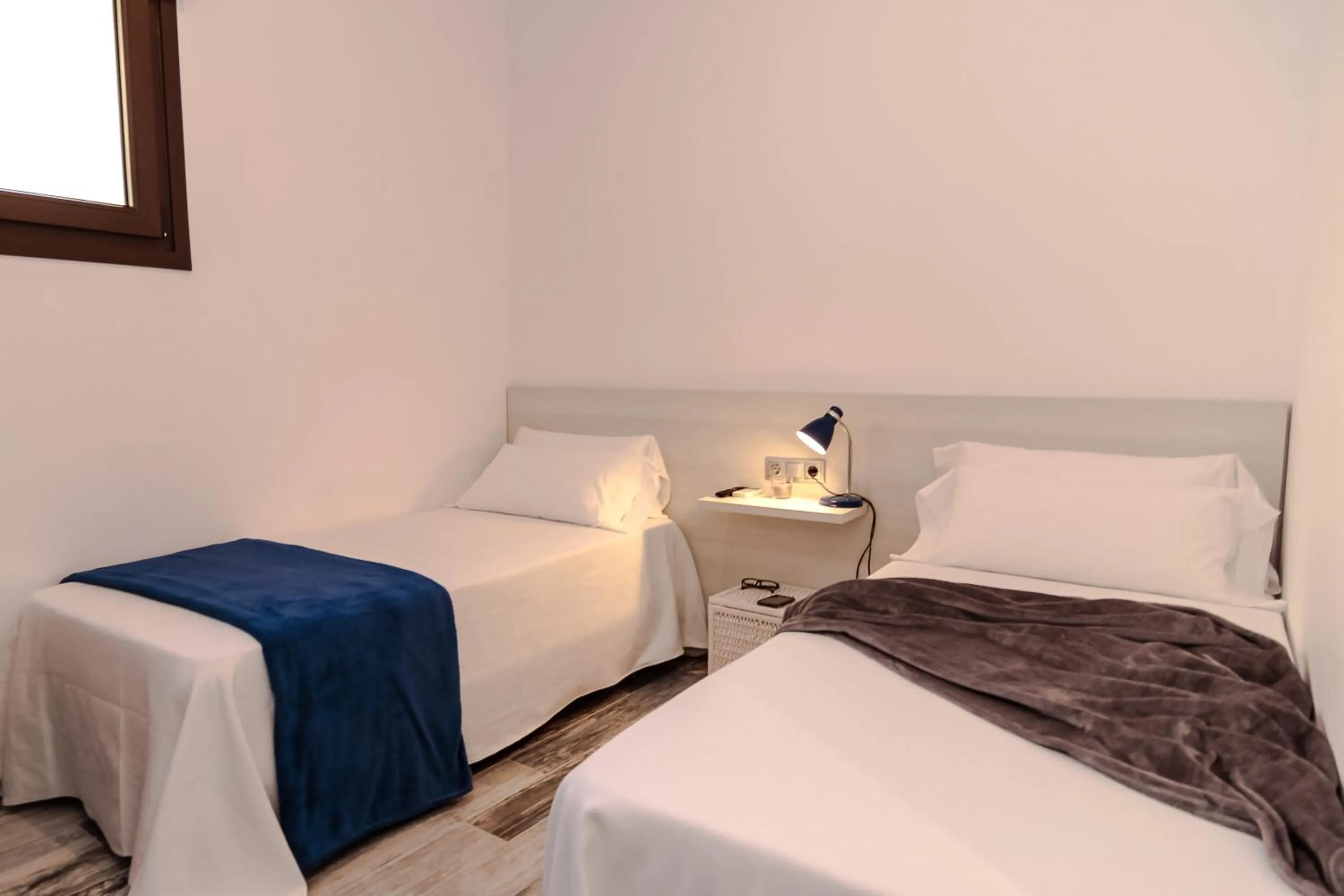 Bedroom, Bed in The 8 Rooms House