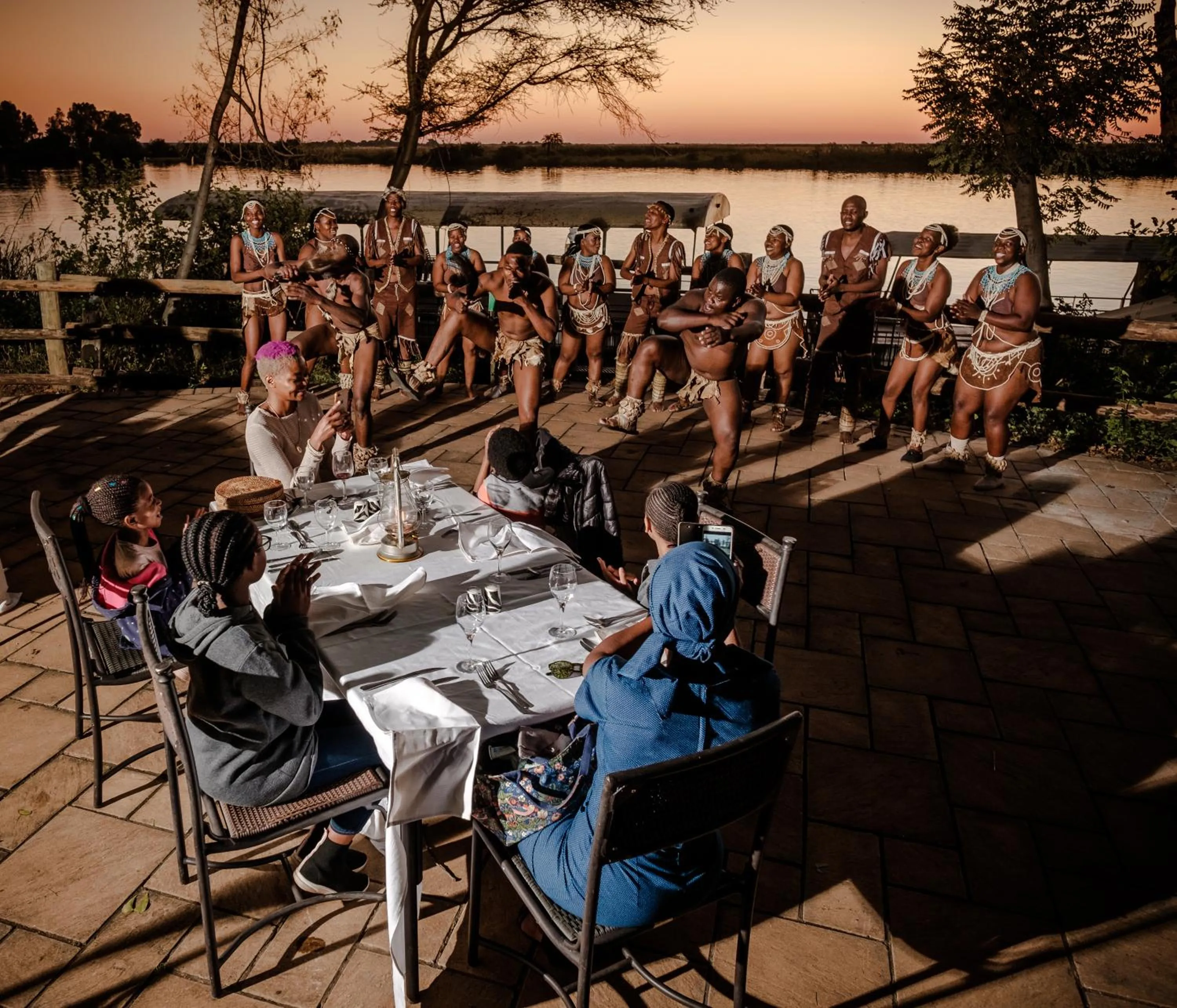 Restaurant/places to eat in Chobe Marina Lodge