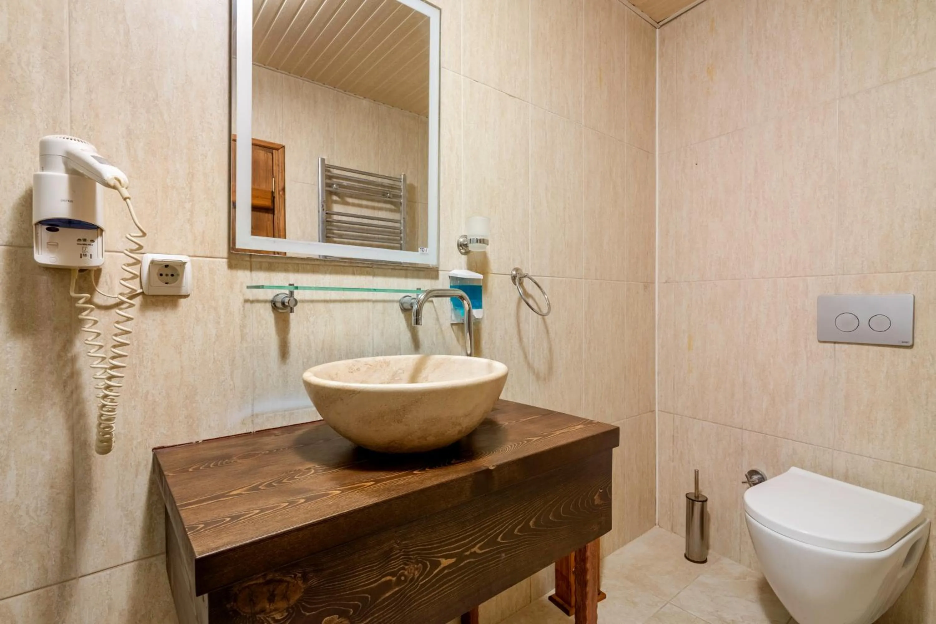 Nomads Cave Hotel & Rooftop