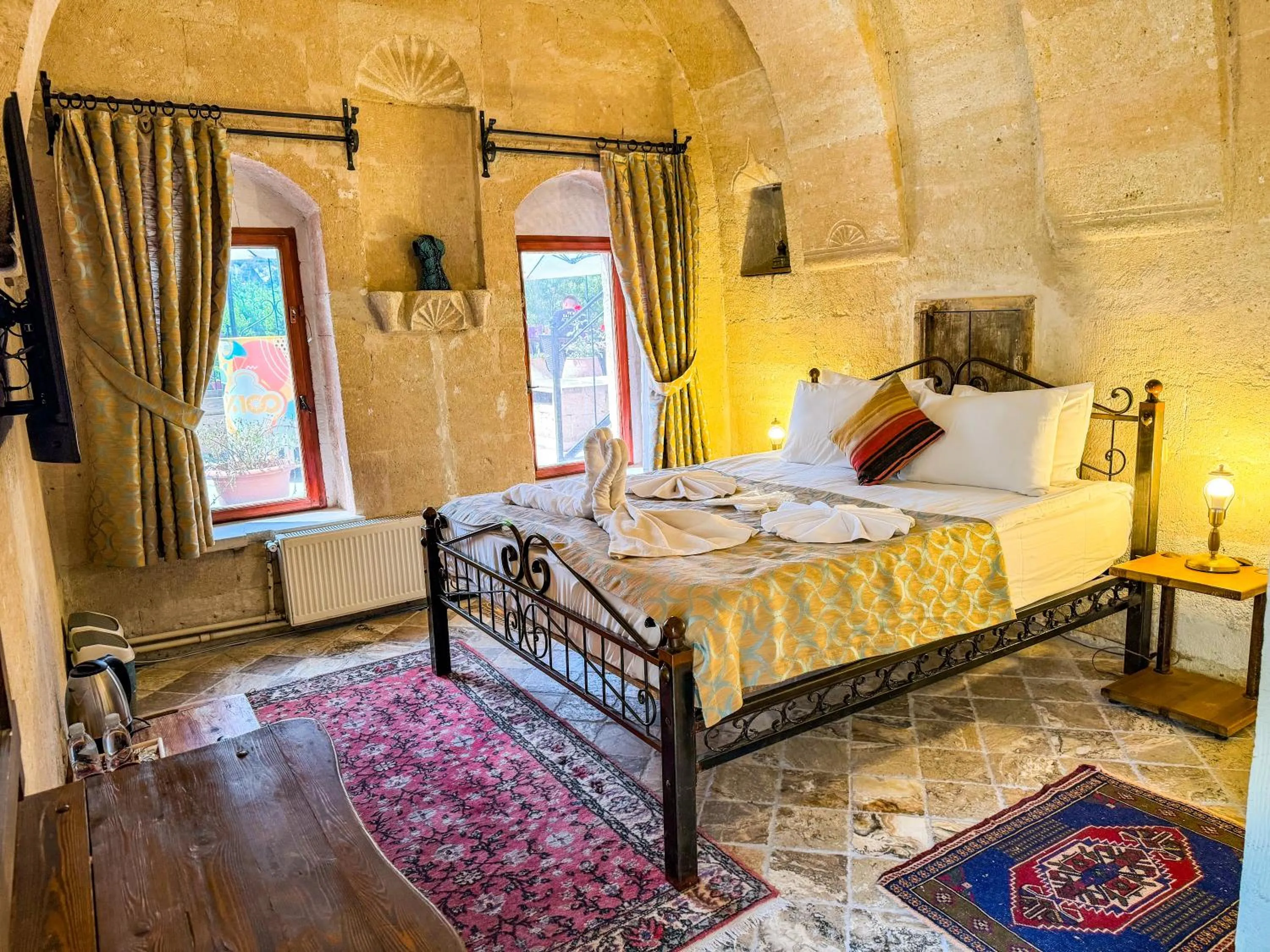 Bed in Nomads Cave Hotel & Rooftop