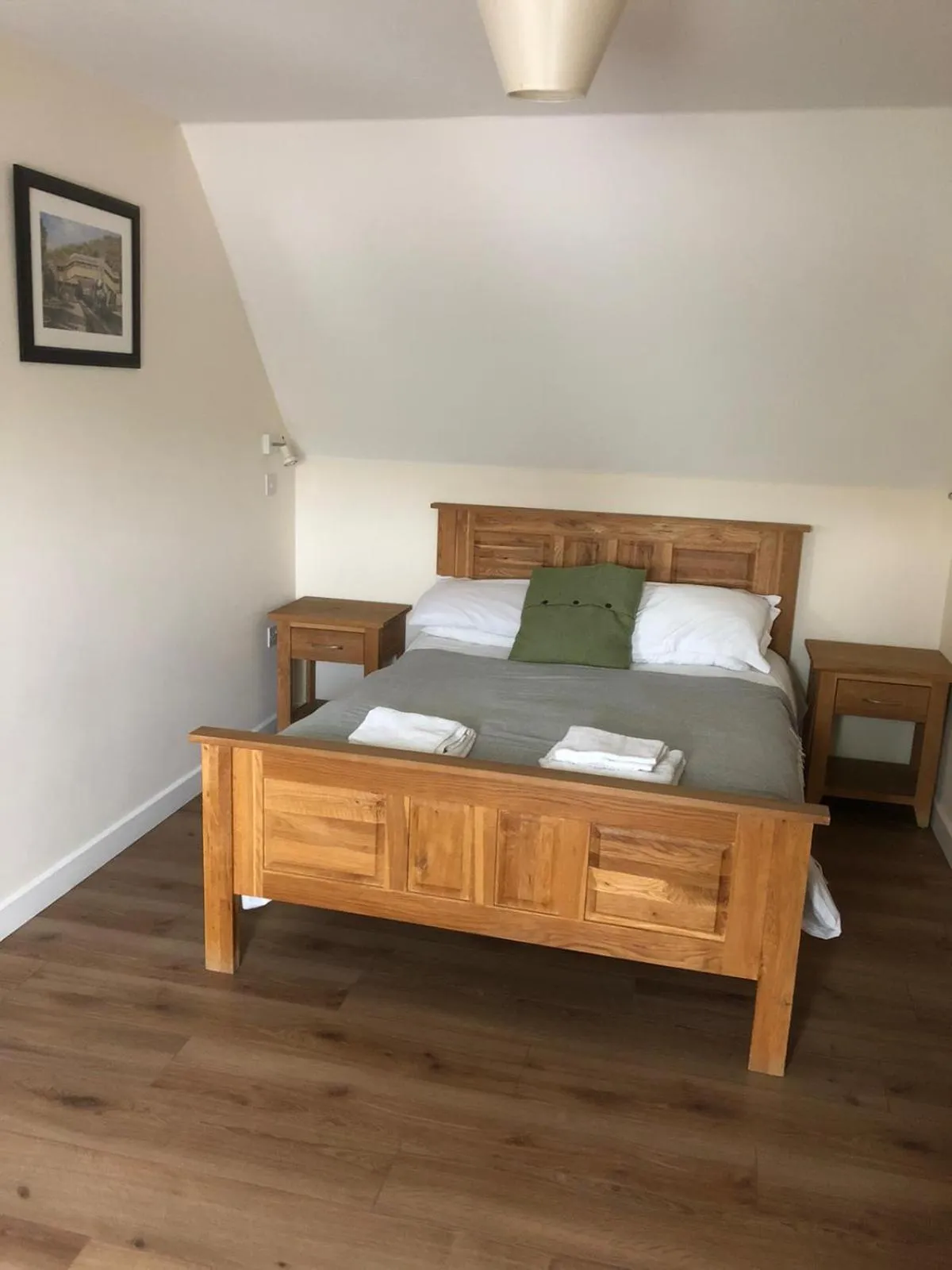 Bed in Watercress Lodges & Campsite