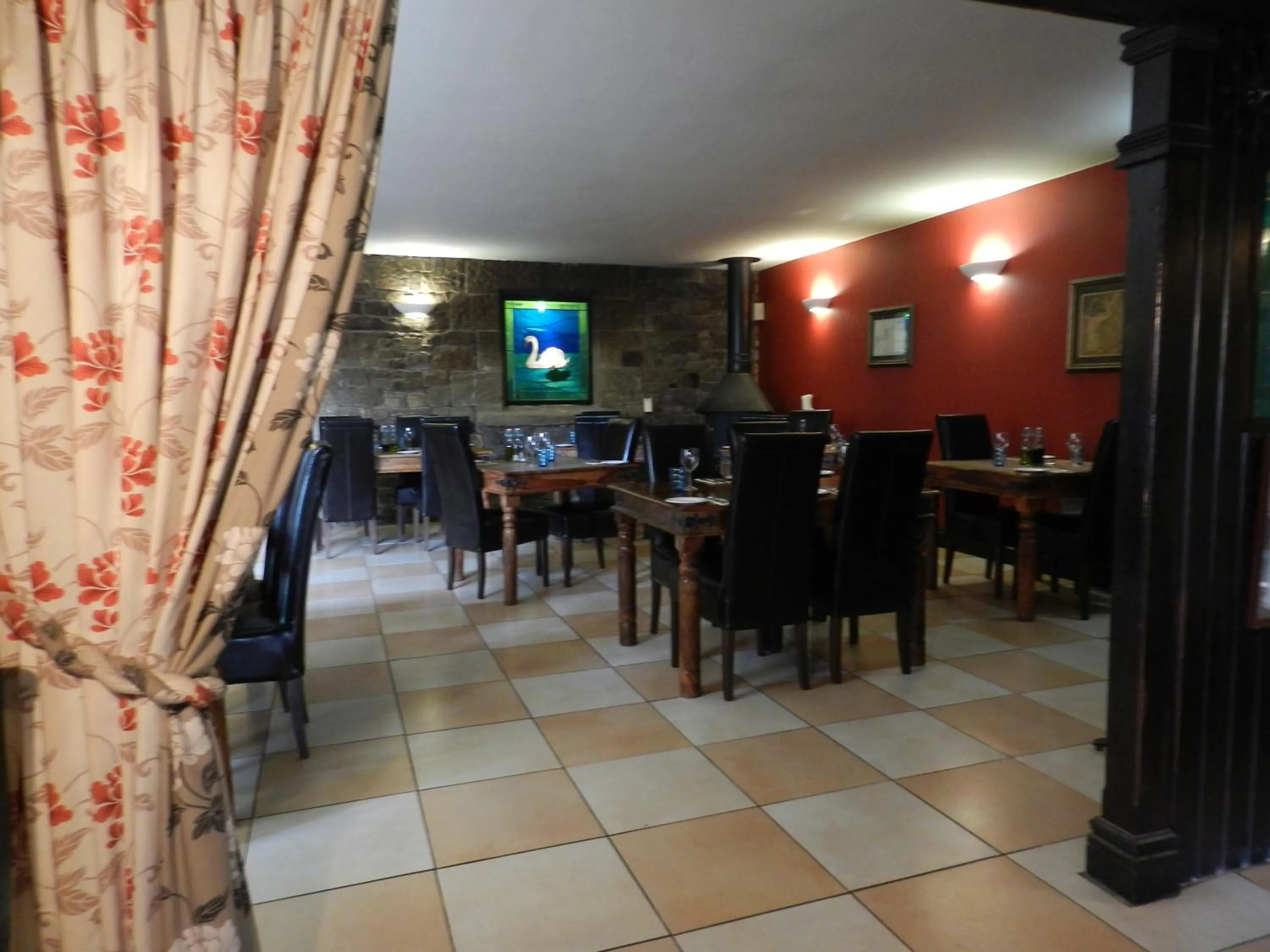 Dinner in White Swan Inn