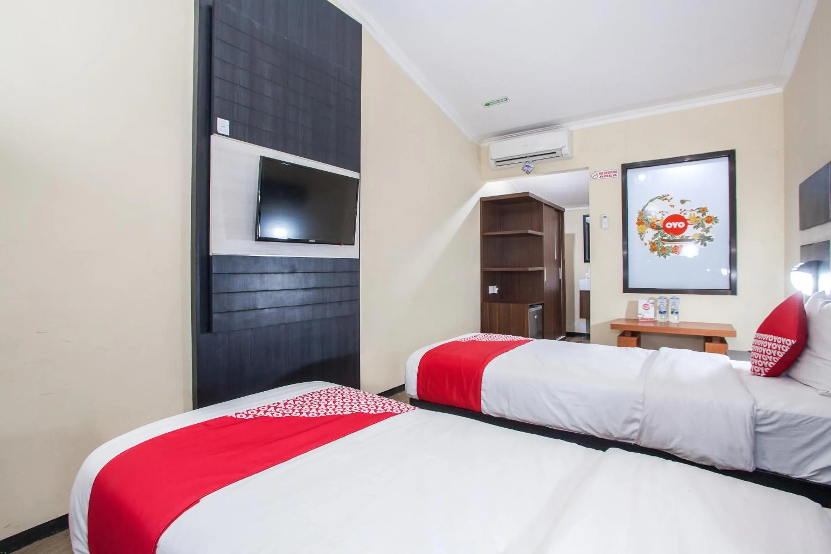 Bedroom, Bed in Capital O 887 Green Hill Hotel And Convention Center