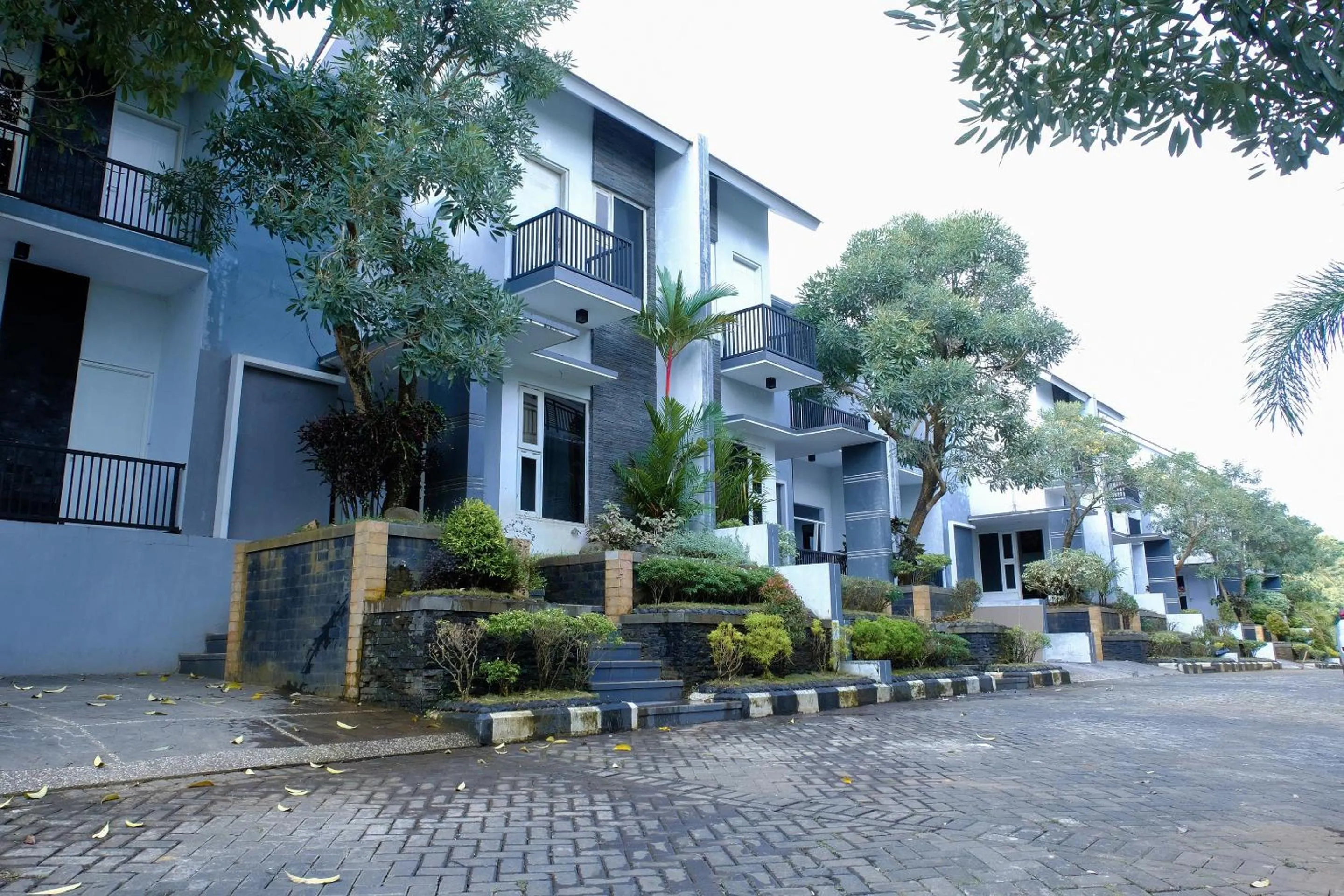 Facade/entrance in Capital O 887 Green Hill Hotel And Convention Center