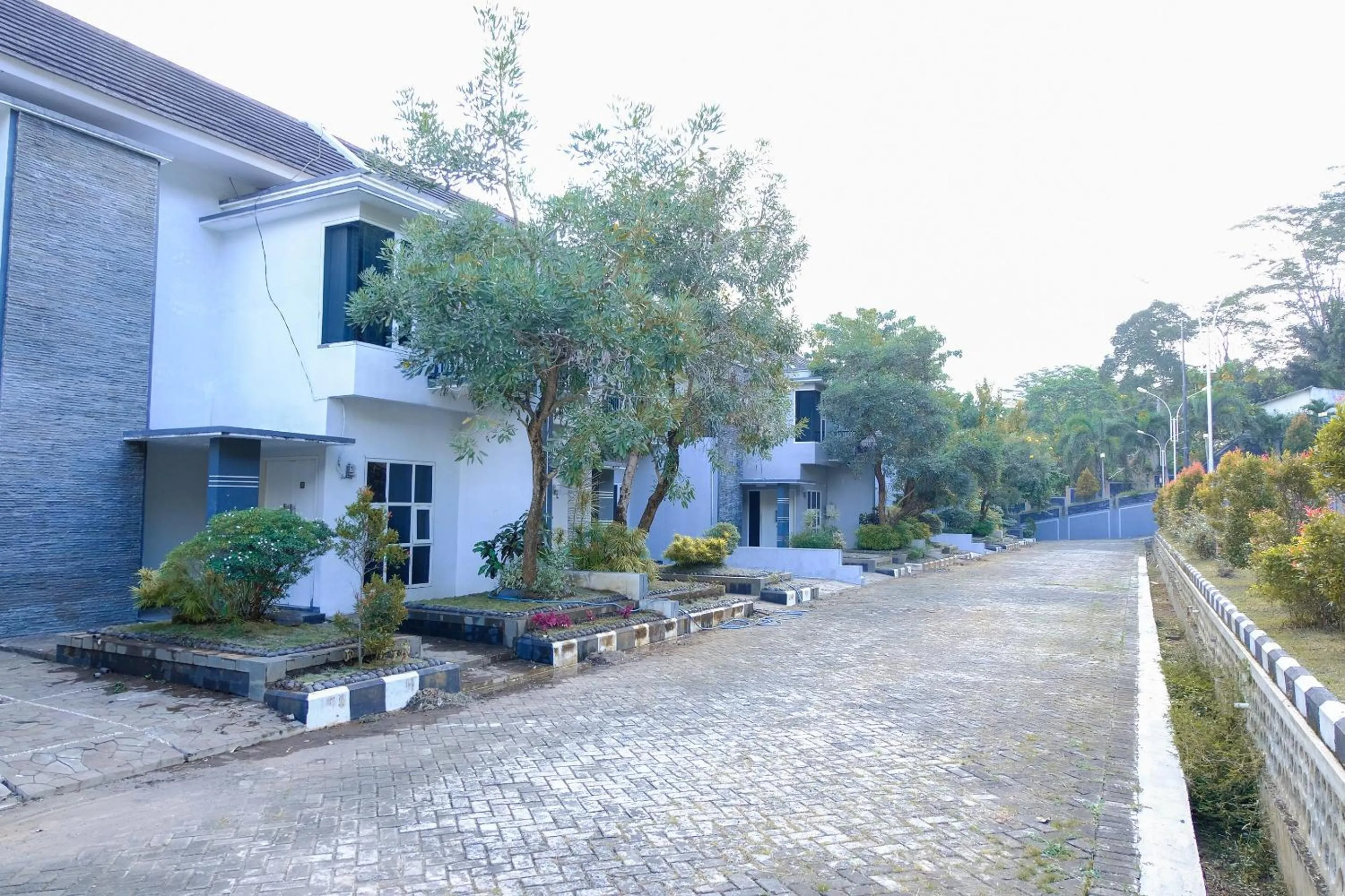 Facade/entrance in Capital O 887 Green Hill Hotel And Convention Center