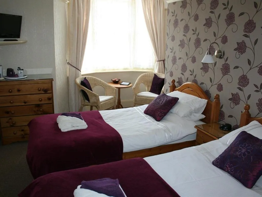 Bedroom in Cromwell House