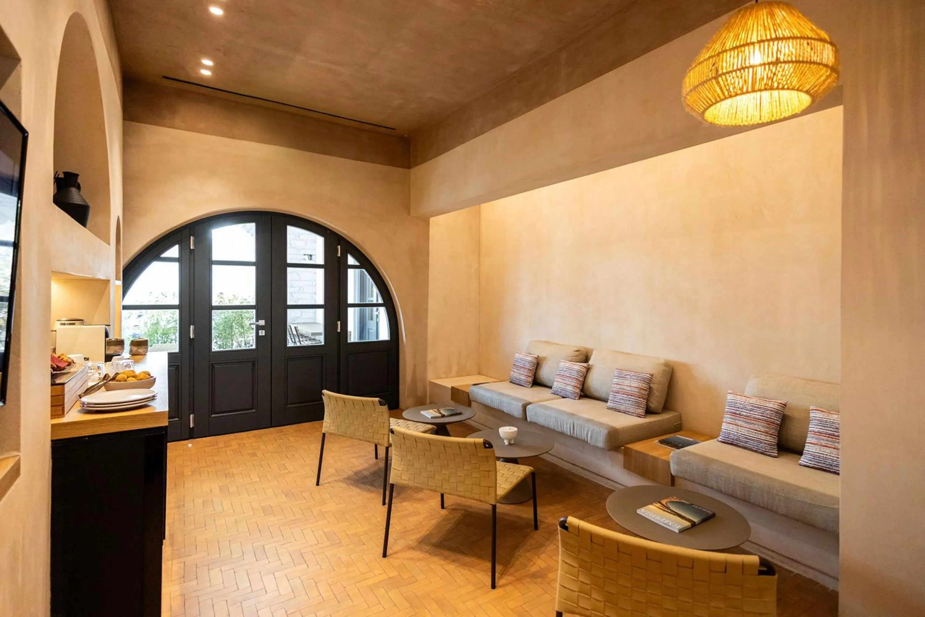 Lounge or bar in Cosme, a Luxury Collection Resort, Paros