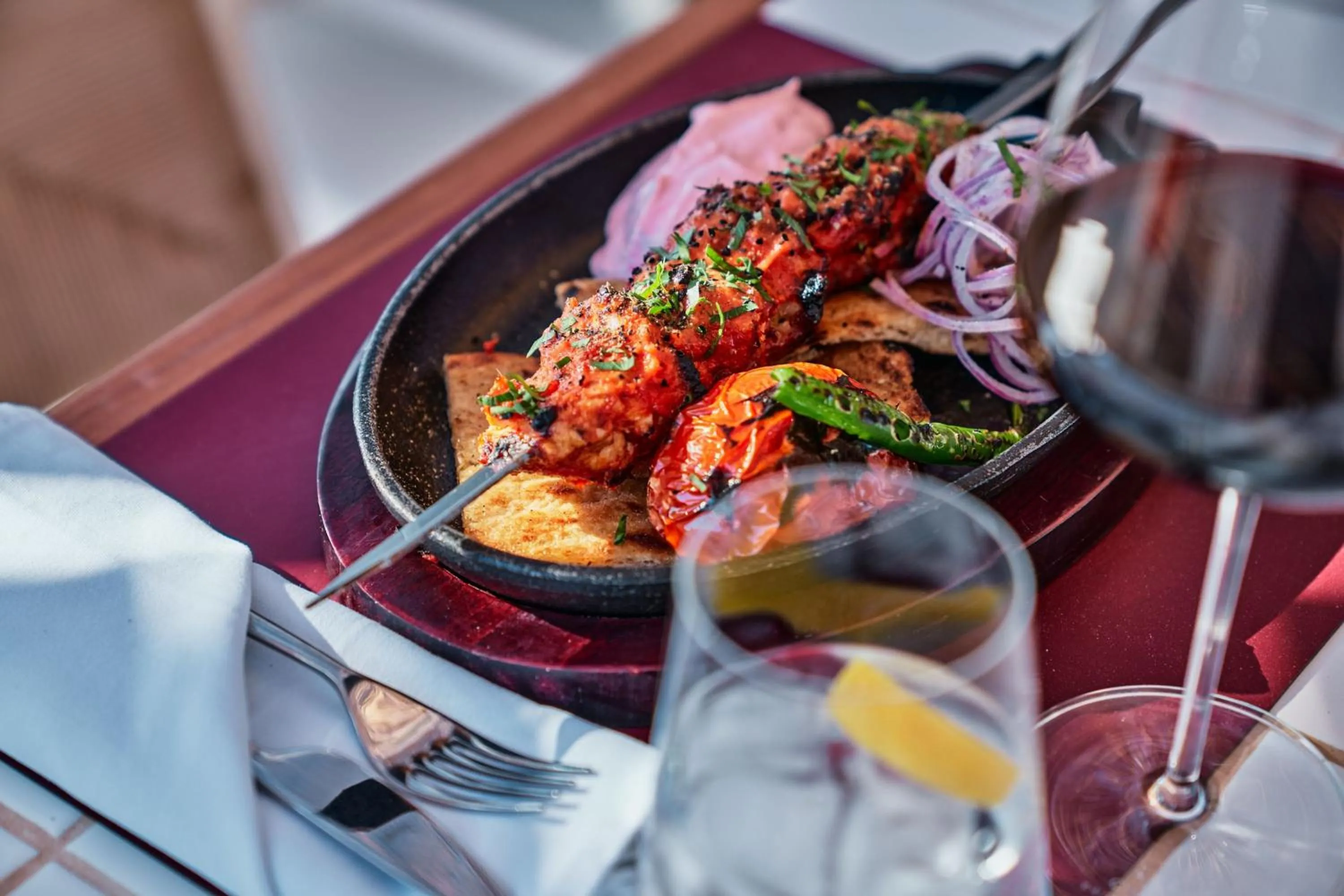 Restaurant/places to eat in Cosme, a Luxury Collection Resort, Paros