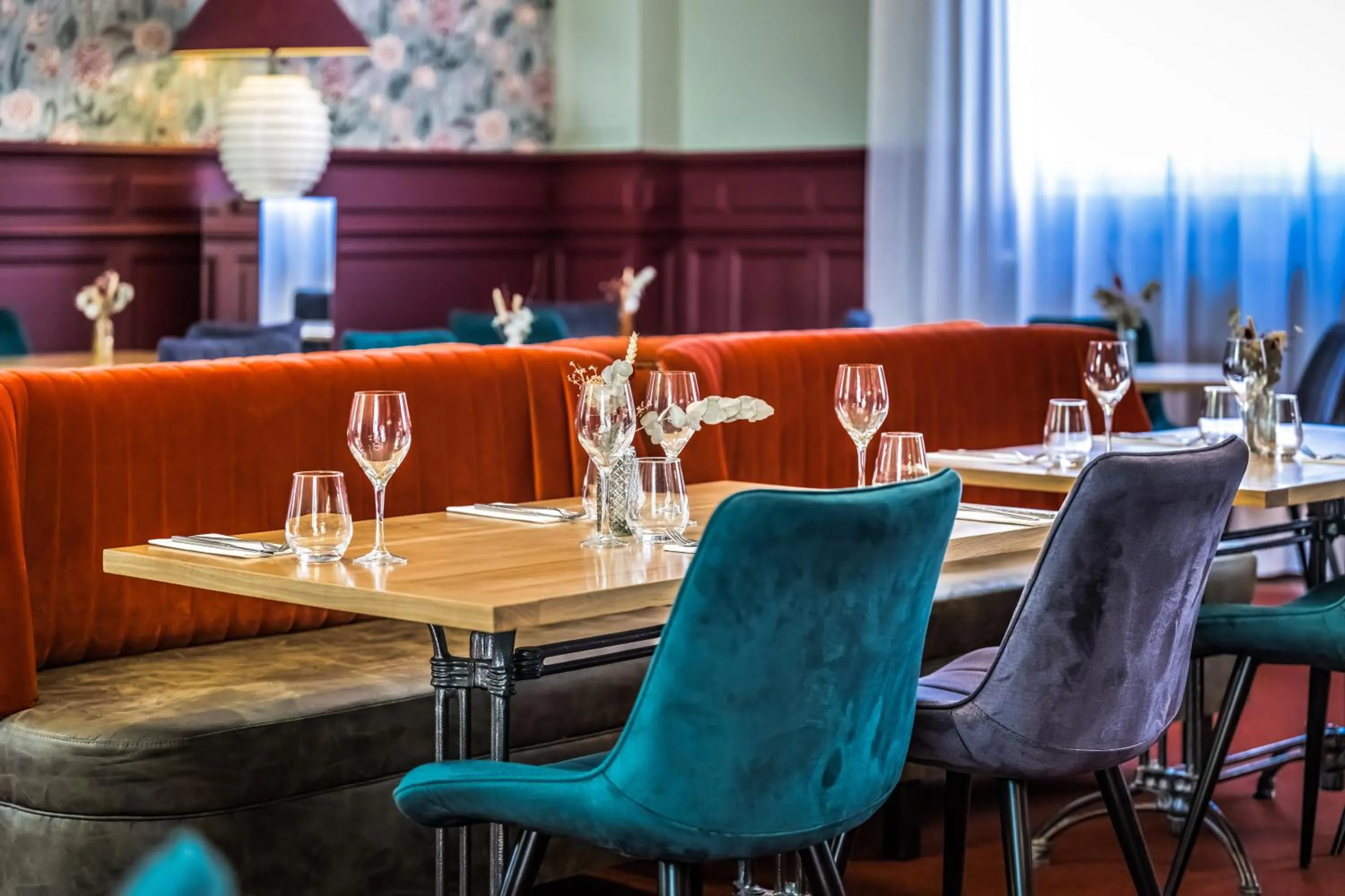 Restaurant/places to eat in Hotel Heritage