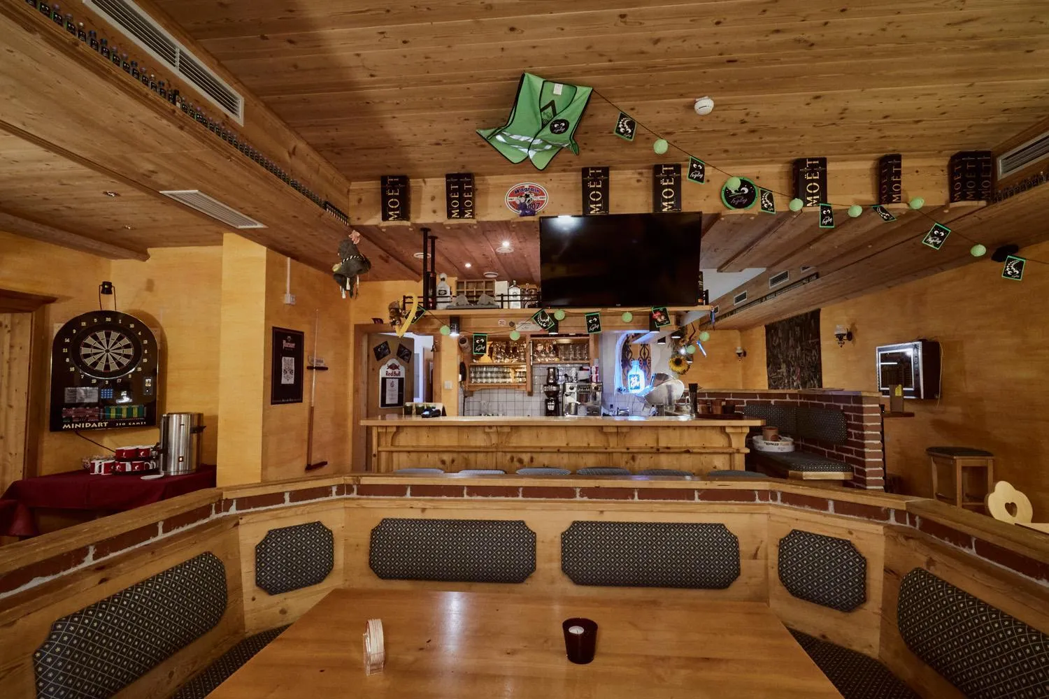 Lounge or bar in Hotel Kirchboden by Alpeffect Hotels