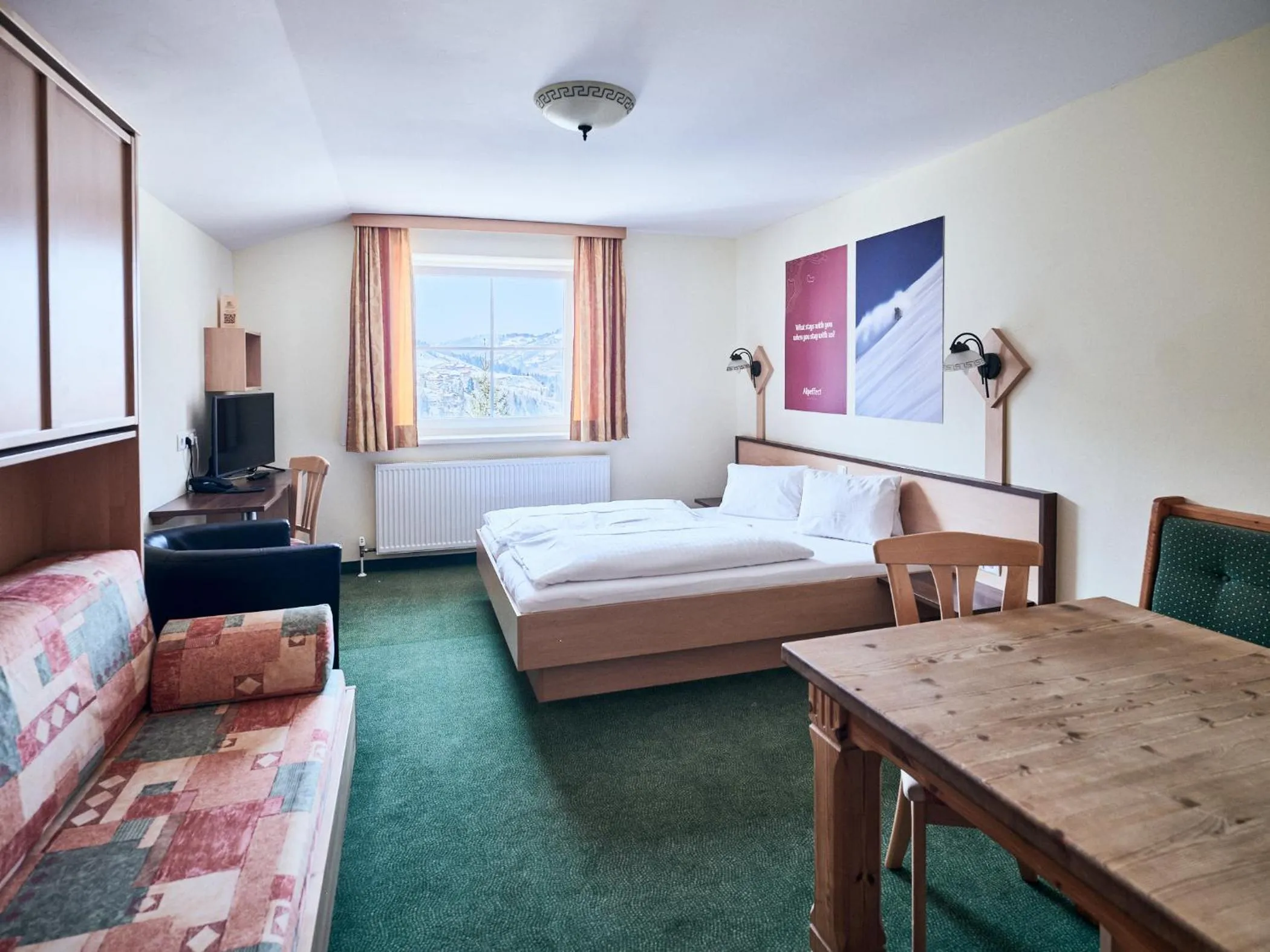 Living room, Bed in Hotel Kirchboden by Alpeffect Hotels