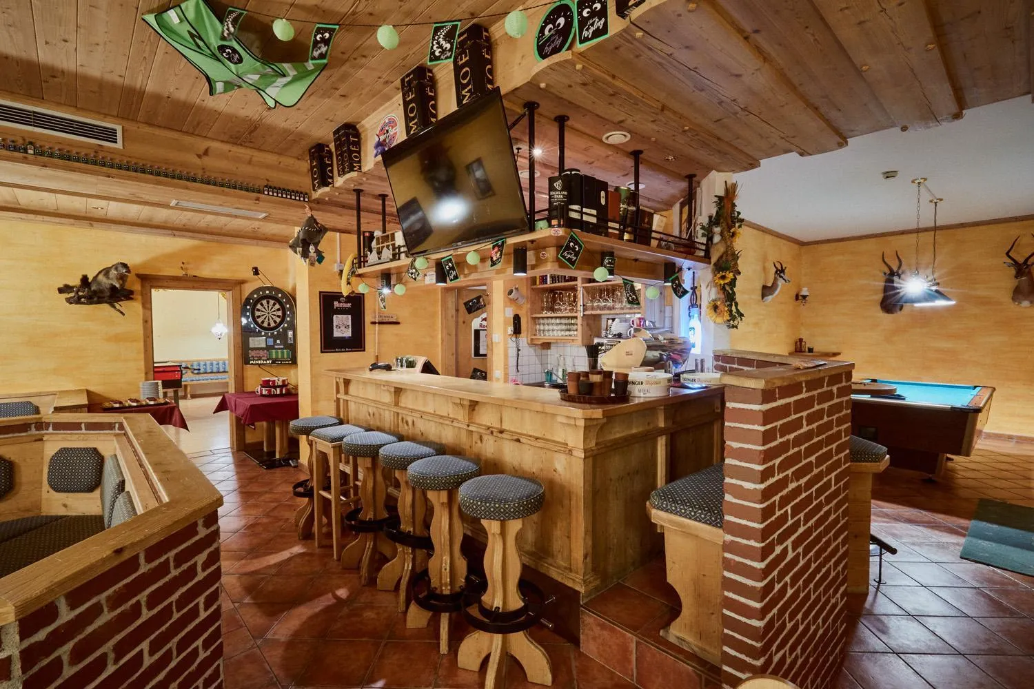 Lounge or bar in Hotel Kirchboden by Alpeffect Hotels