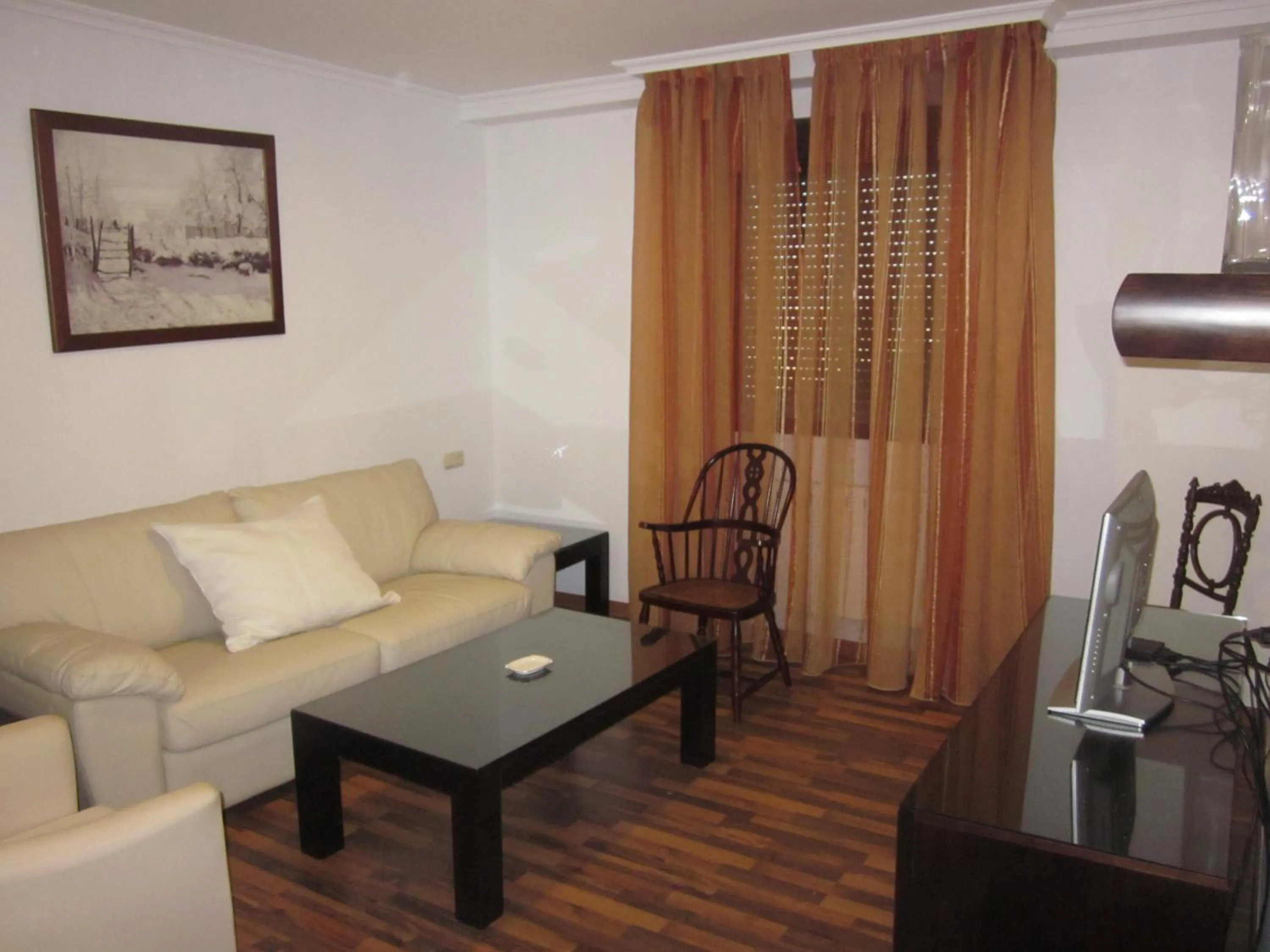 Living room in Hotel Mulhacen