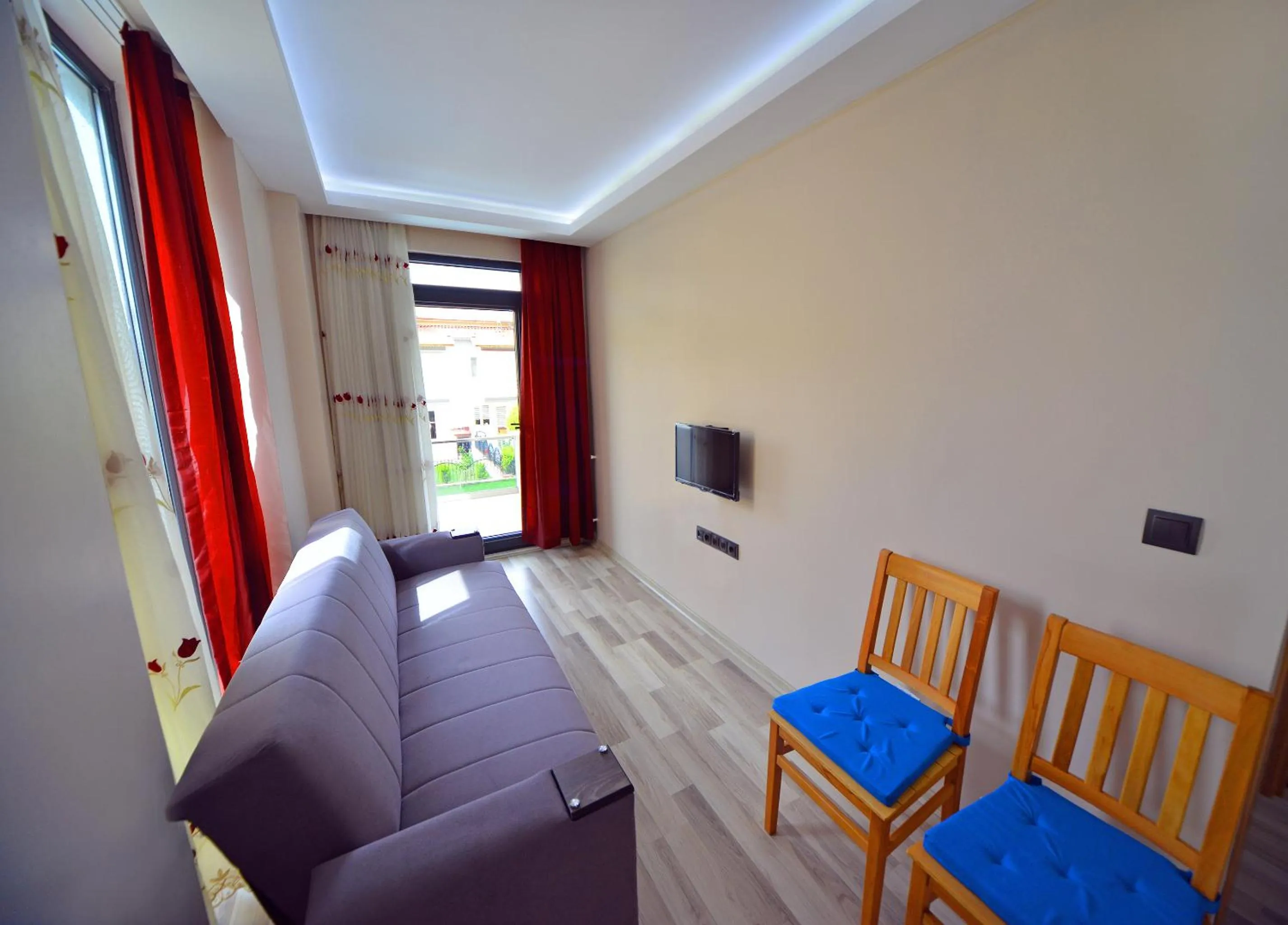 TV and multimedia in Asil Apart Hotel