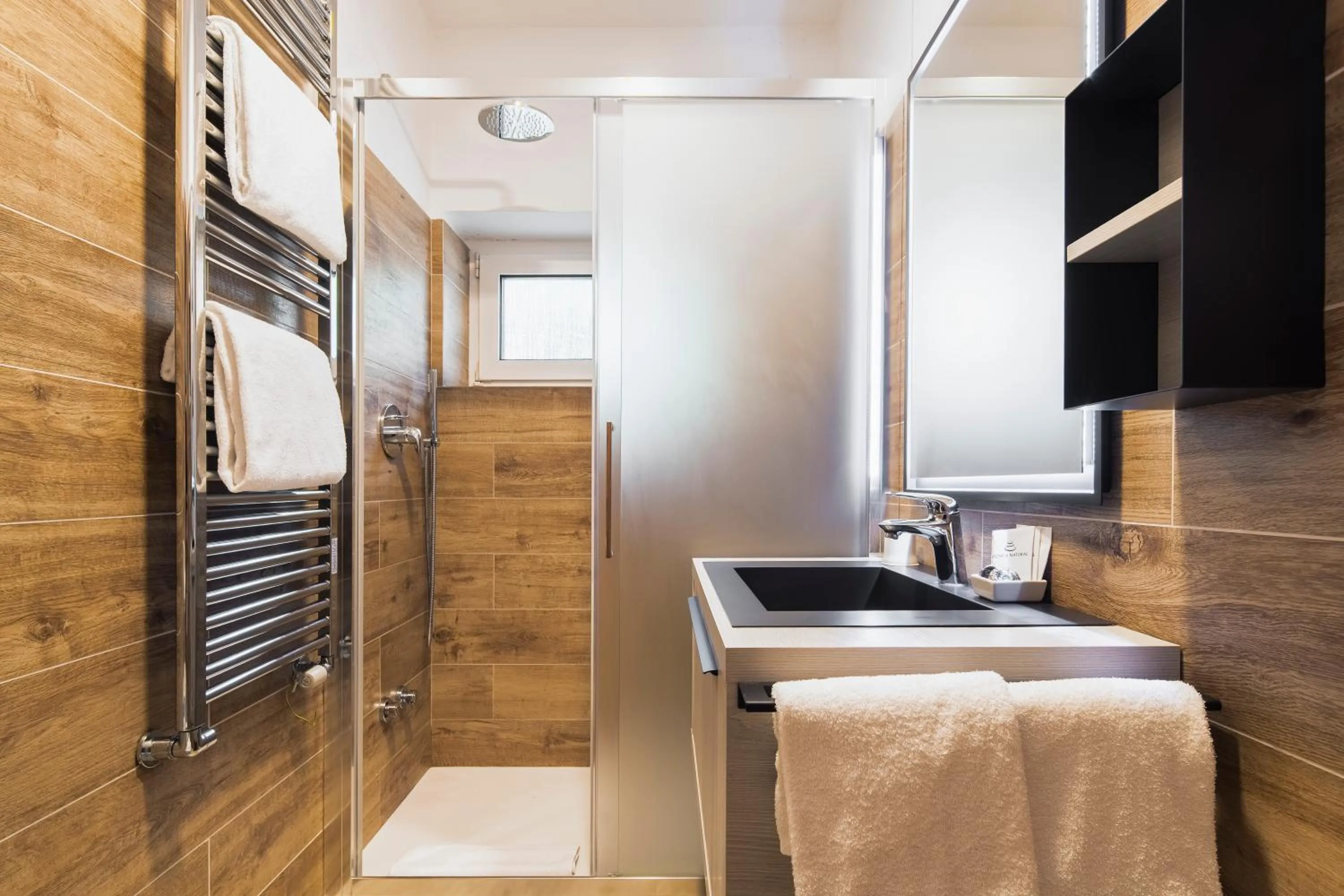 Bathroom in Hotel Montana