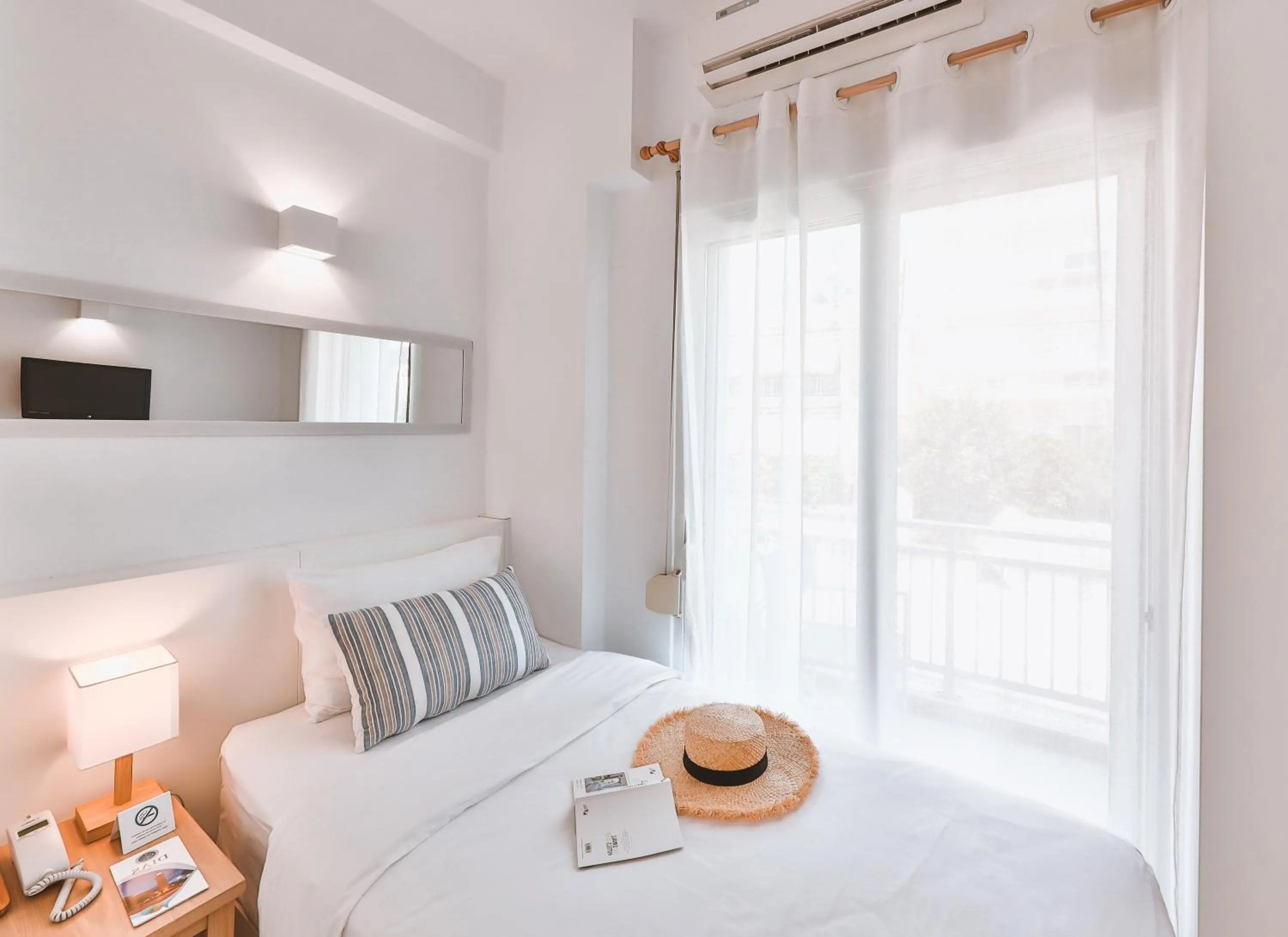 Decorative detail, Bed in Dias Hotel