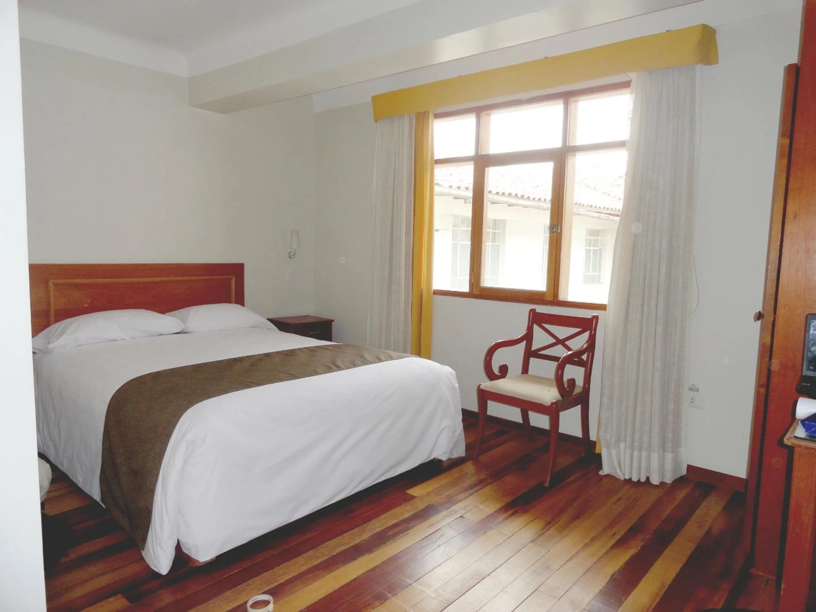 Bed in Emperador Plaza