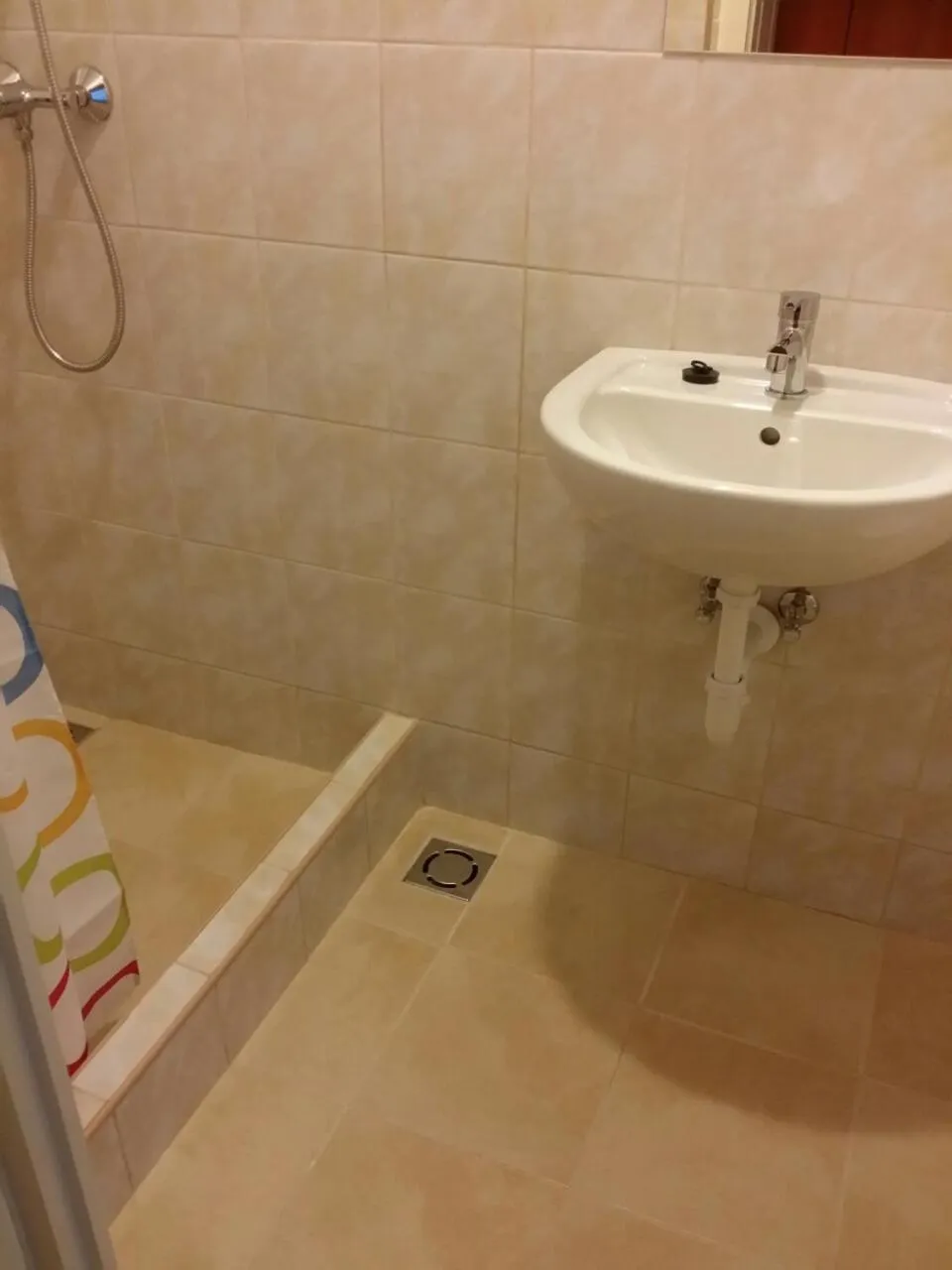 Bathroom in M+D Hotel