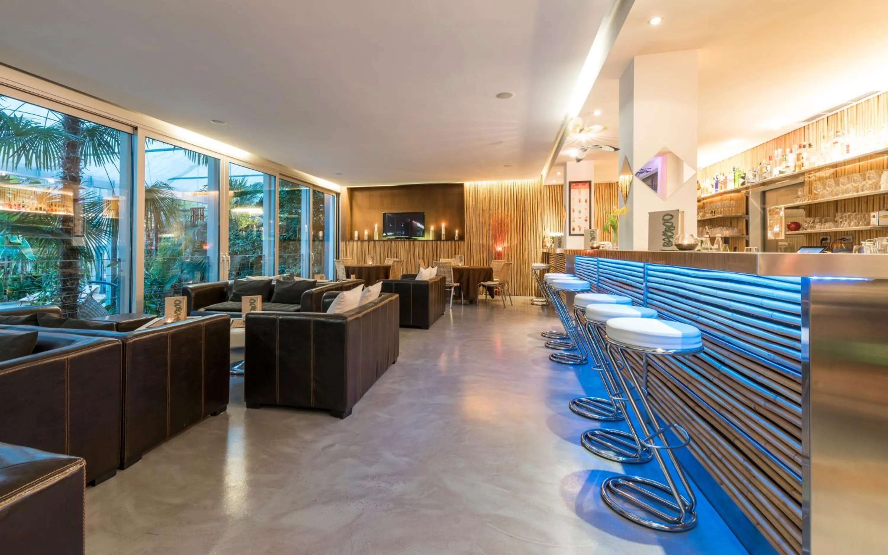 Drinks in Hotel Bamboo