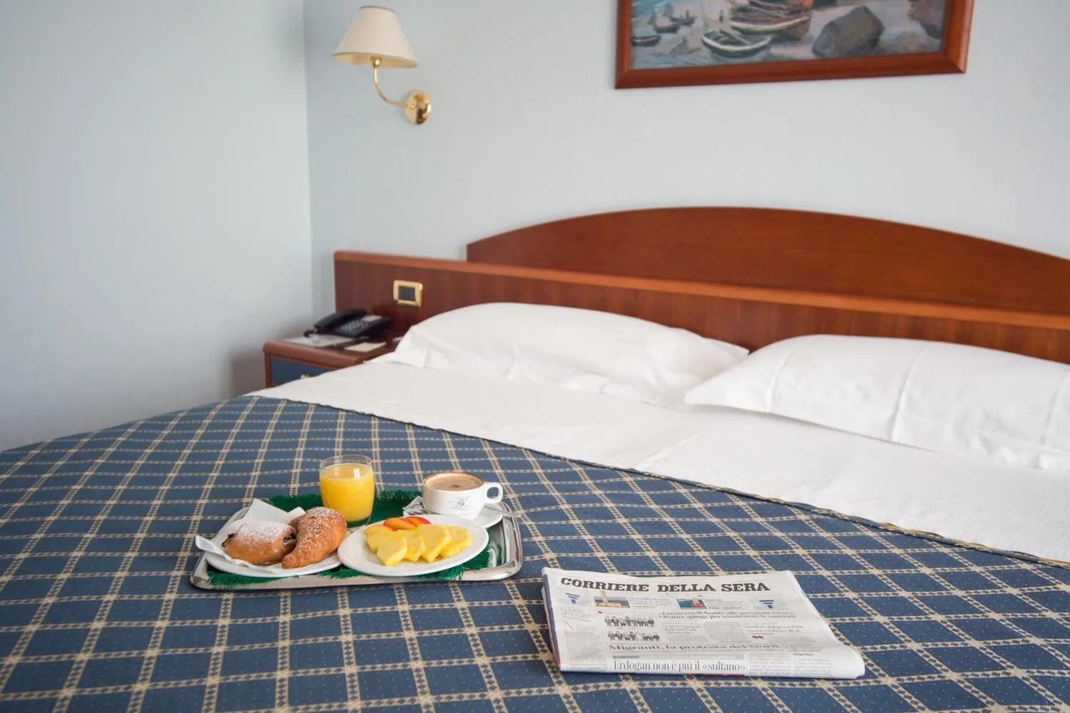Food, Bed in Hotel Levante