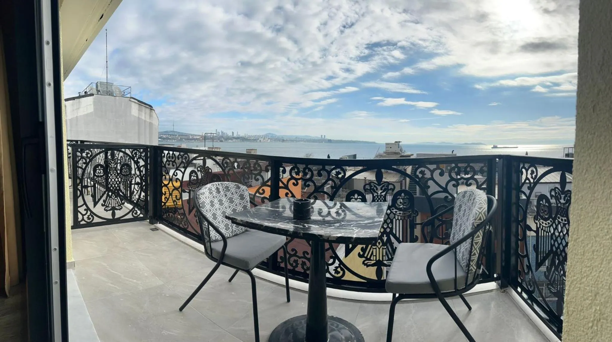 Photo of the whole room in The Byzantium Suites Hotel & Spa