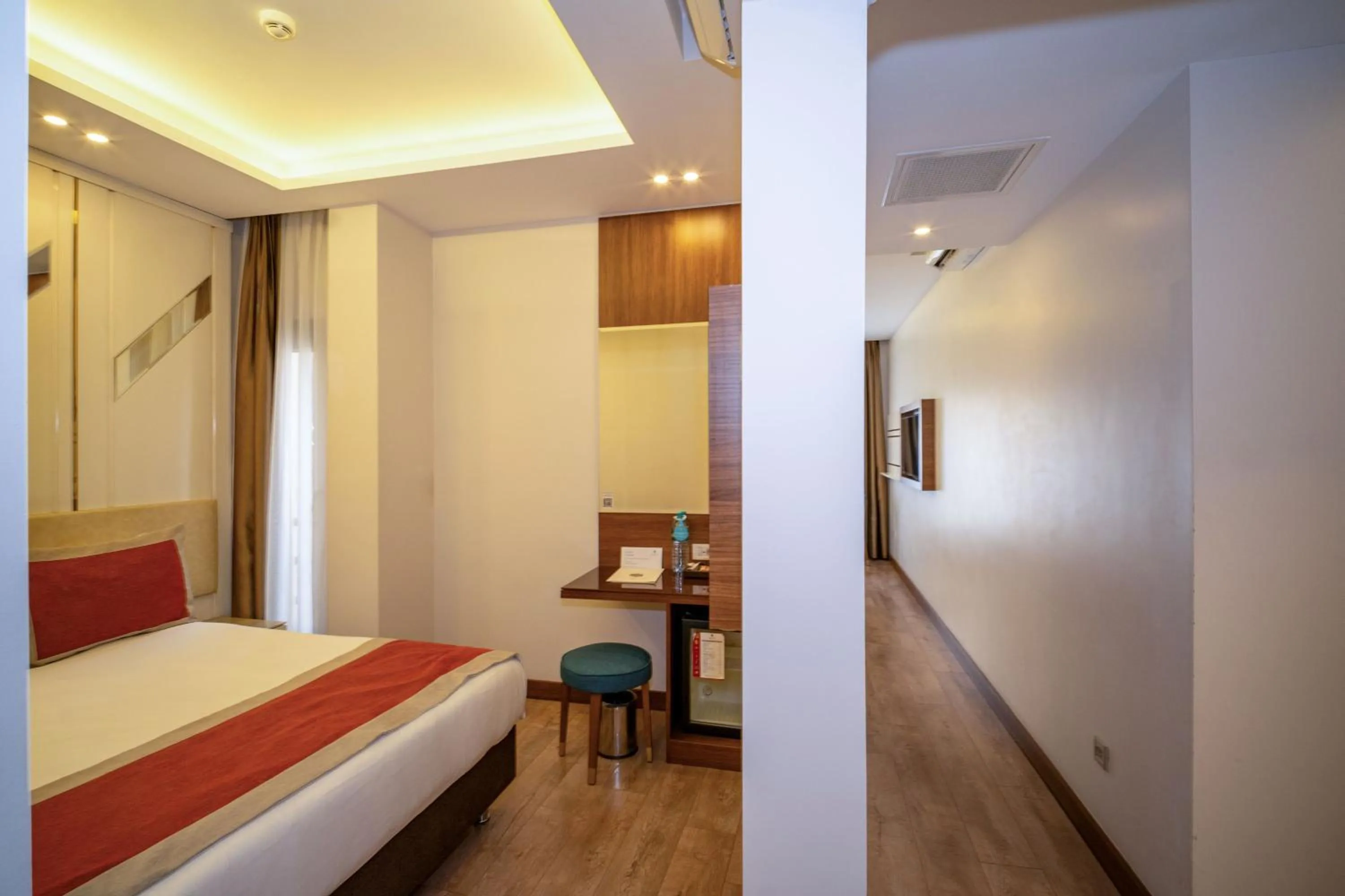 Bedroom, Bed in The Byzantium Suites Hotel & Spa